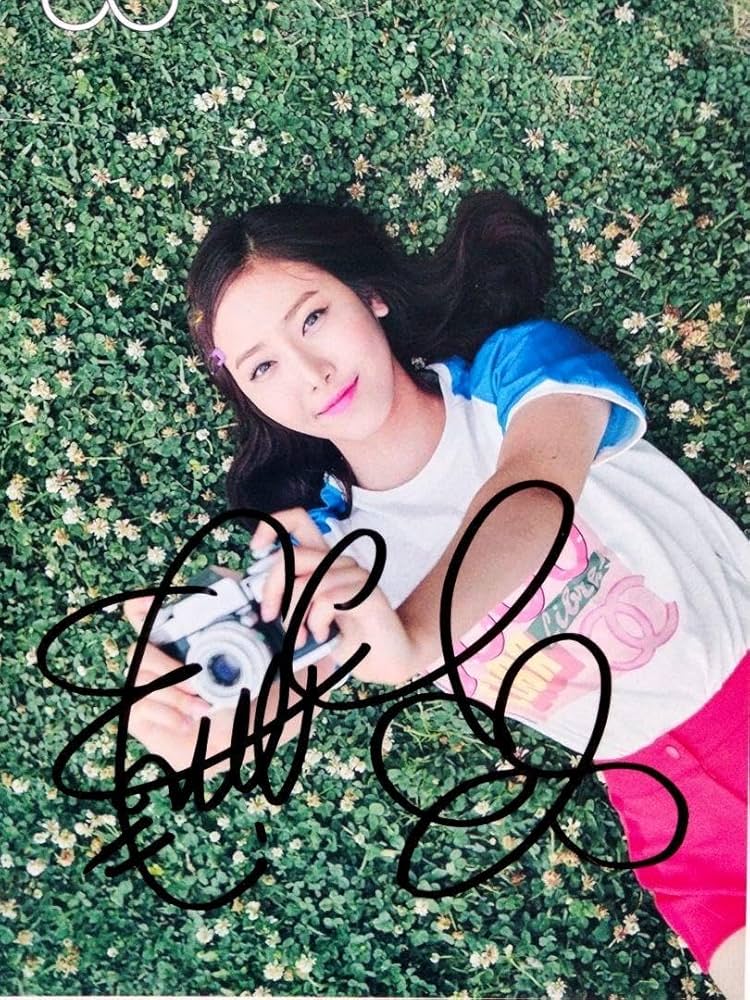 シンビ直筆サイン入り2Lサイズ写真‥VIVIZ…SinB セール中…シンビ直筆サイン入り2Lサイズ写真‥VIVIZ…SinB