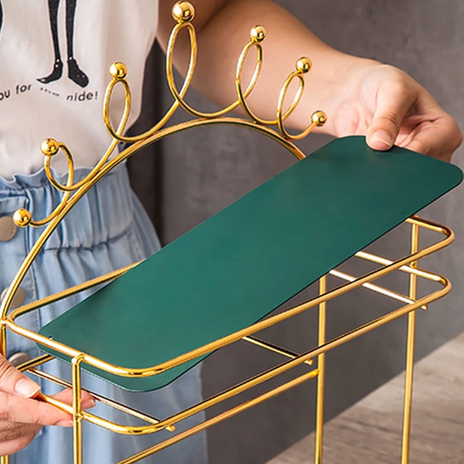 Organiseur d'angle à 2 niveaux pour salle de bain, étagère de rangement de maquillage, organisateur de comptoir d'évier de salle de bain, doré + noir
