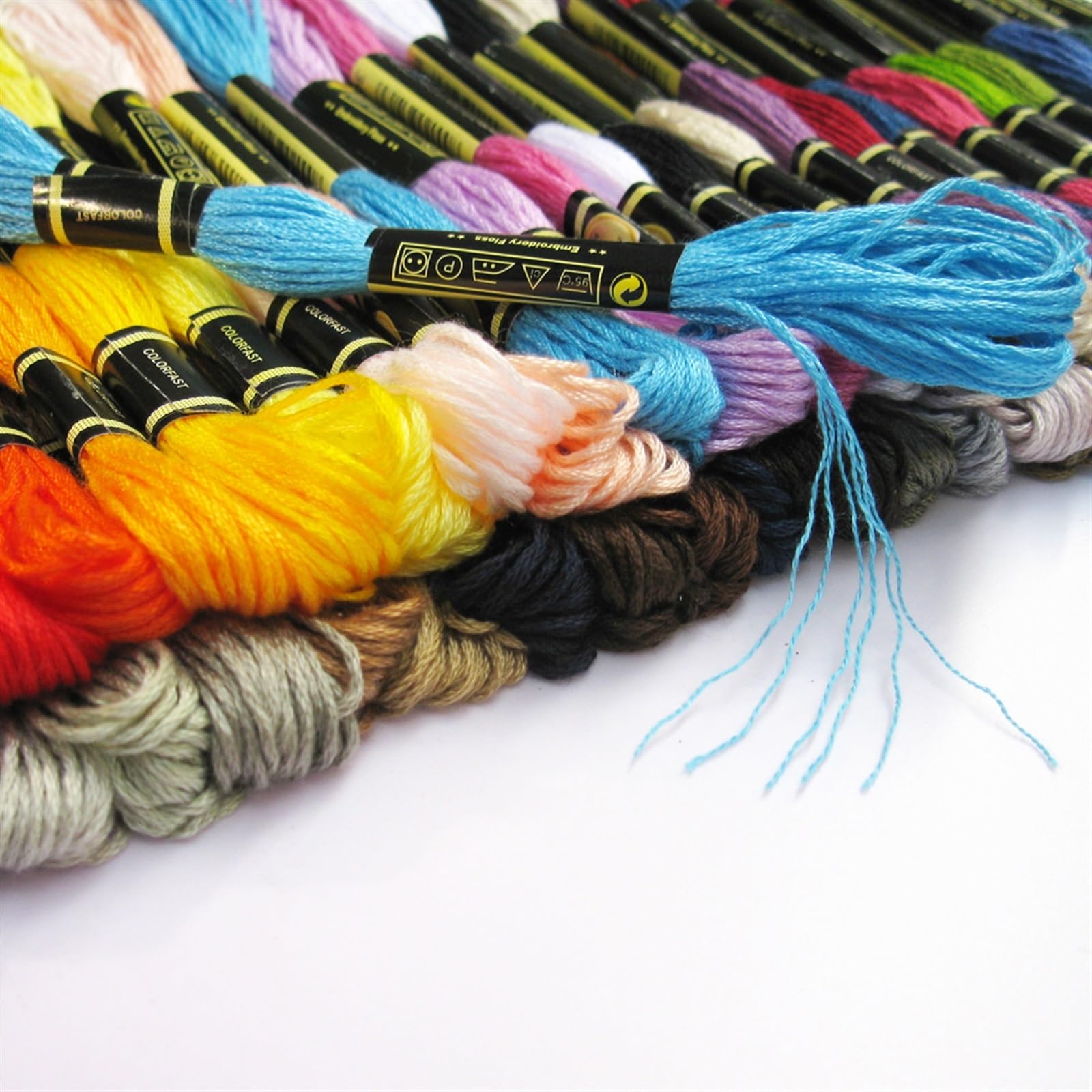 Kompletter Satz mit 447 Farben ähnlicher Kreuzstich-Baumwoll-Stickgarn, Zahnseide, Nähen, Stränge, Basteln, handgefertigtes Zubehör für Armbänder Knüpfen