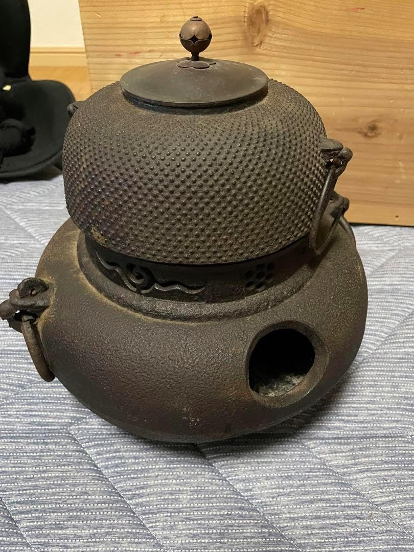 鋳鉄製 茶釜 黒い鋳鉄製茶釜 【公式通販】