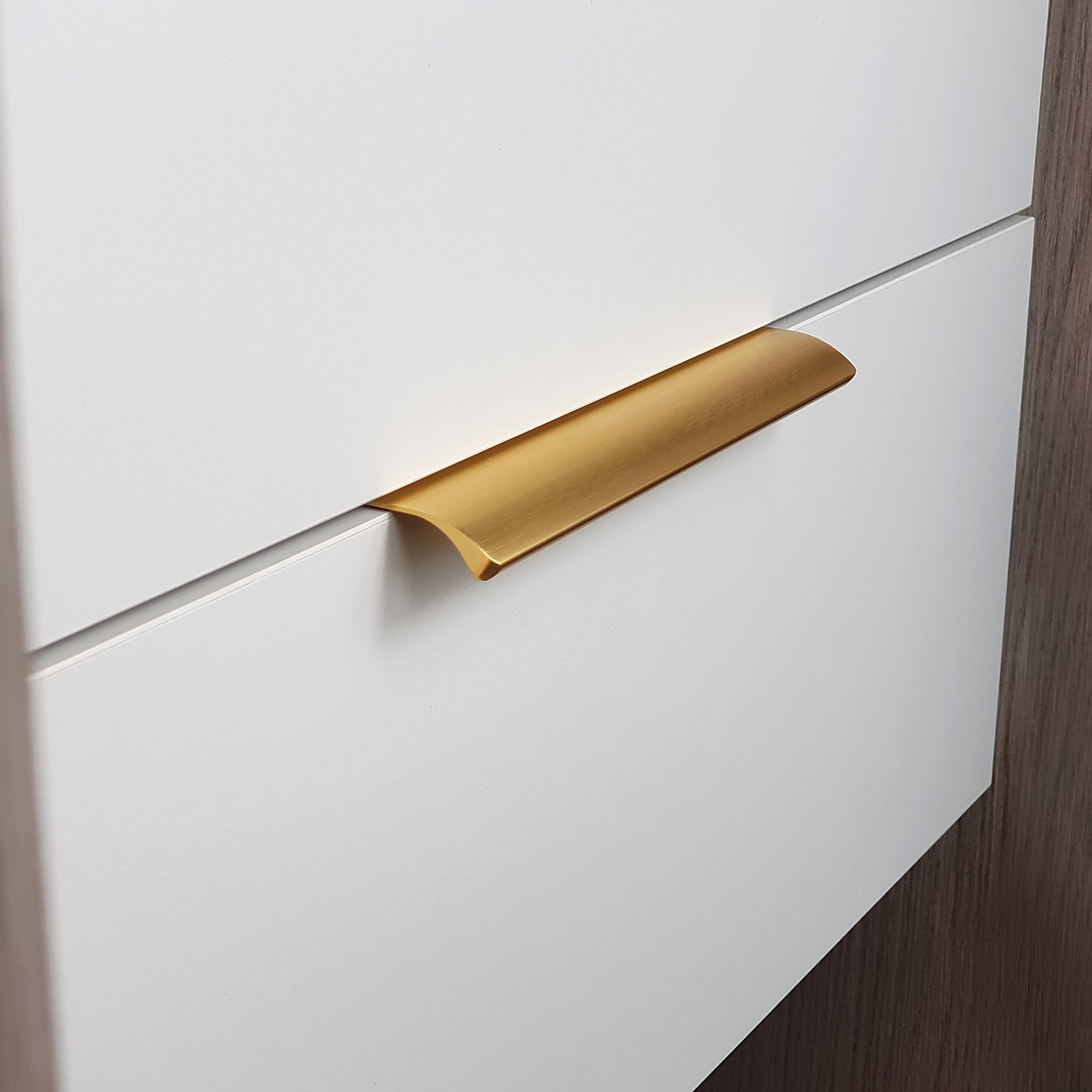 M4TEC Bar Kitchen Cabinet Door Handles Cupboards Drawers Bedroom Furniture Concealed Finger Edge Pull Handle for Wardrobe & Bedroom Cabinet Hardware Brushed Brass. VD3 Series: 96 mm Pack of 10 - Image 4