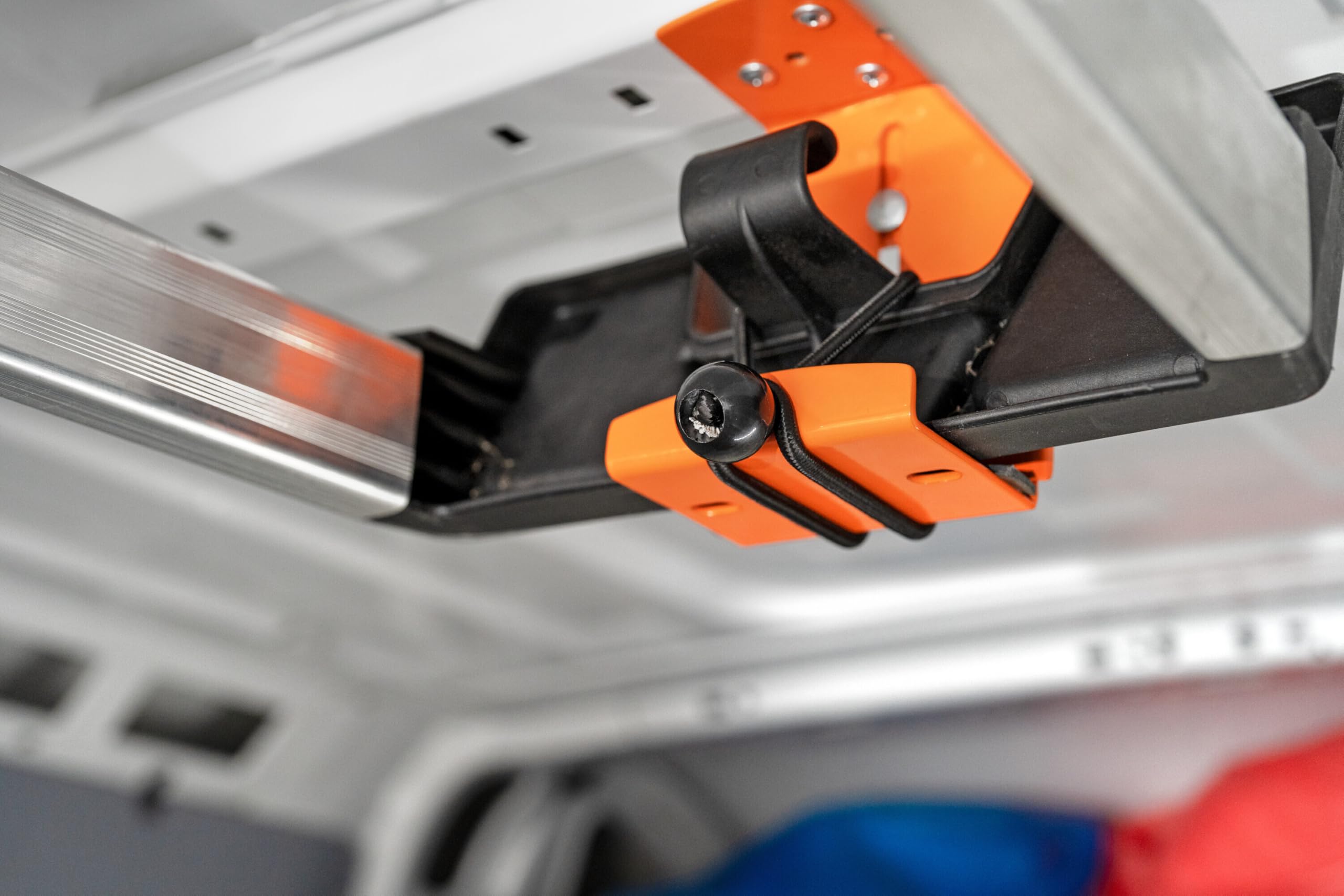 NORDRIVE N11071 Van Ladder Holder, porta scala da interno per furgone