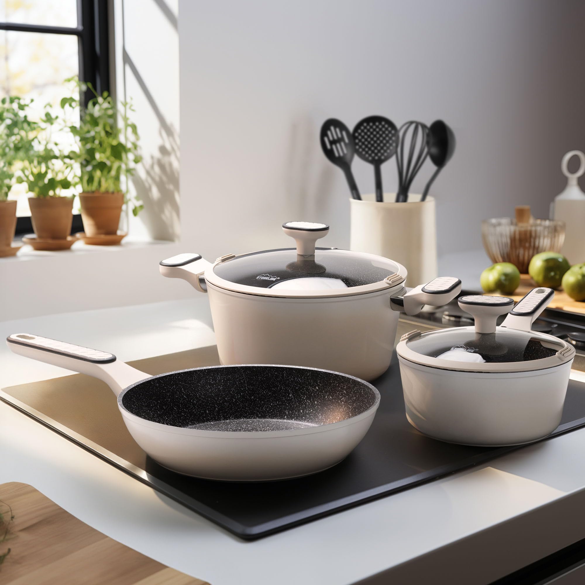 STONELINE Batteria Cucina 11 Pezzi 18/20/24 cm Set Padelle e Pentole con Coperchio, Pentola Padella Induzione Antiaderente con Vere Particelle di Pietra, Tutti i Piani Cottura, Colore: Crema