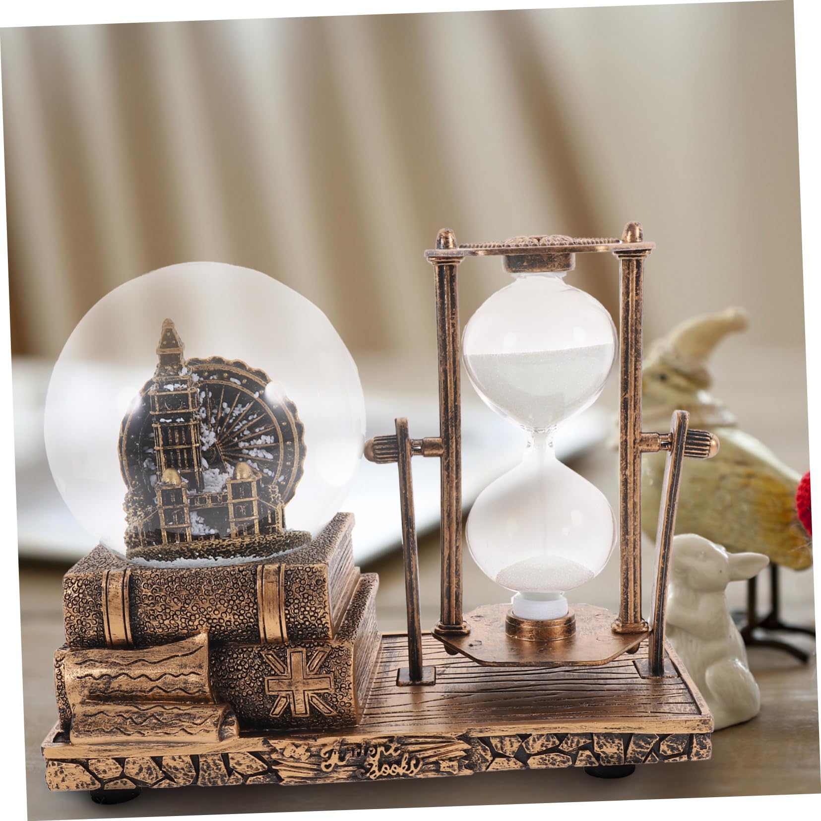 Vintage Tischdekoration Sanduhr Ornament aus Kunstharz mit Kristallkugel LED Licht Musikbox für Wohnzimmertisch Kreative Handgefertigte Wohnaccessoires