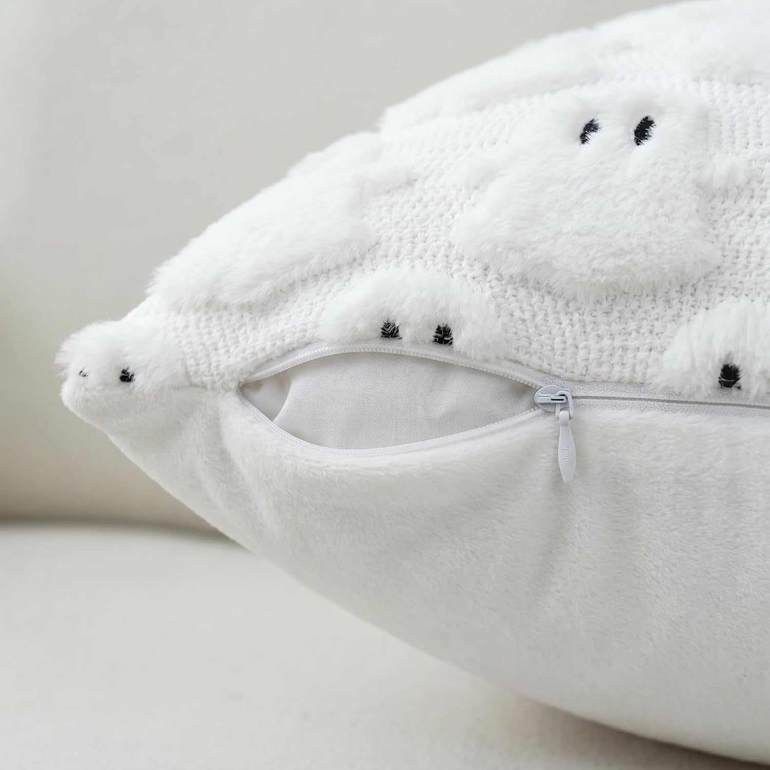 AVOIN colorlife Halloween Ghost White Throw Pillow Cover Set of 2, 18 x 18 Inch Soft Plush Faux Fur Jacquard Spooky Cushion Case Decoration for Sofa Couch
