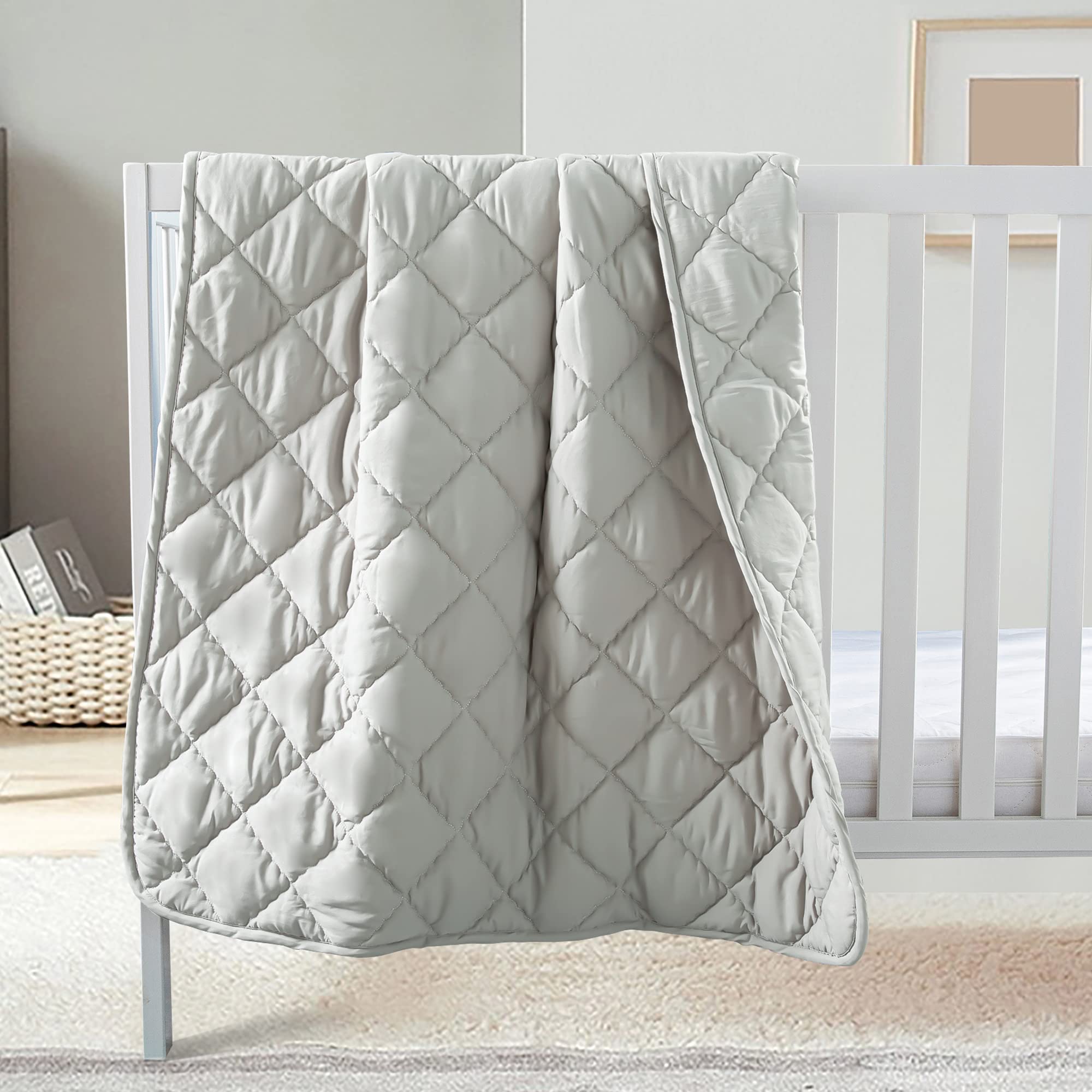 FLXXIE 43x60 Inches Down Alternative Toddler Comforter, Light Grey