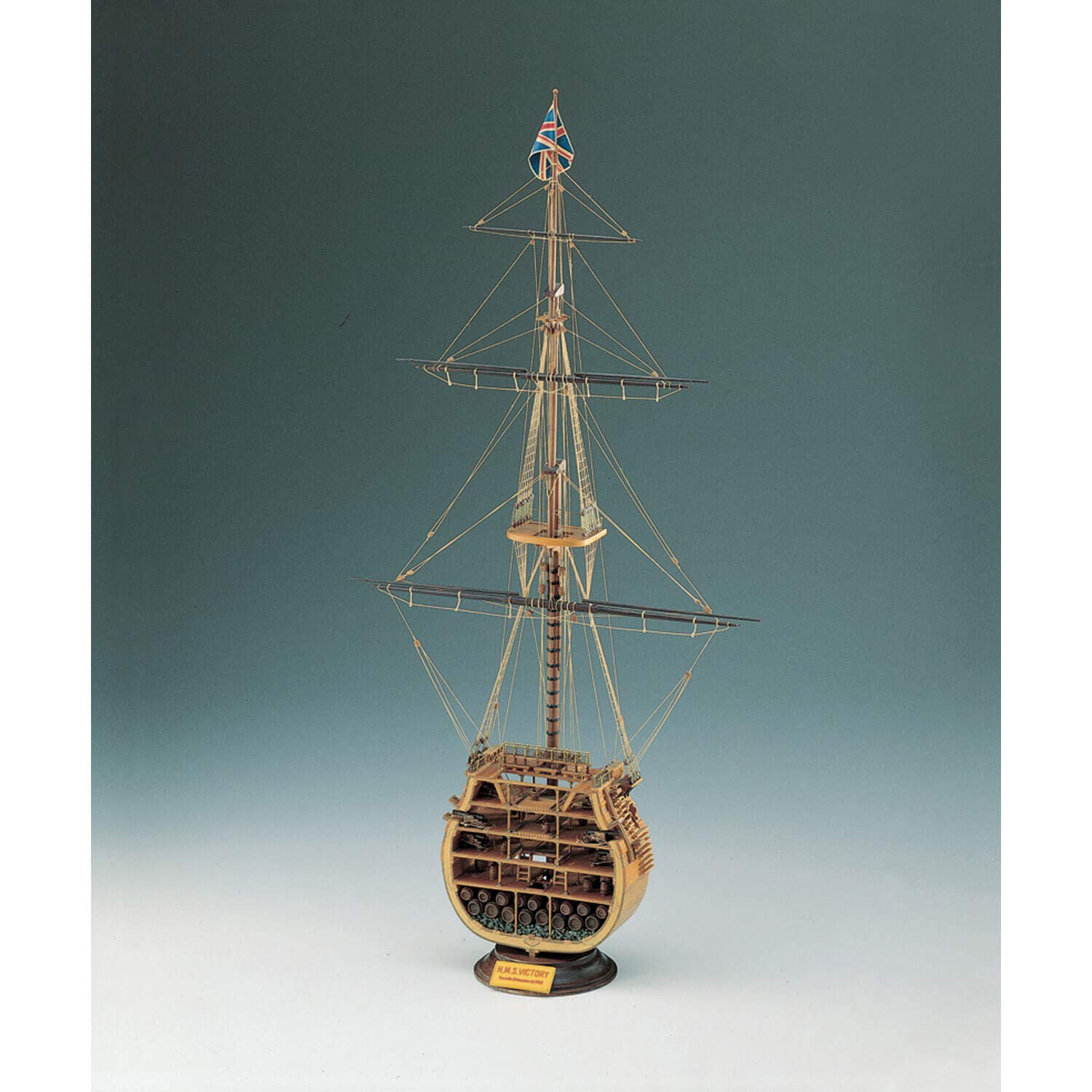 Maquette Bateau en Bois : Coupe du H.M.S Victory