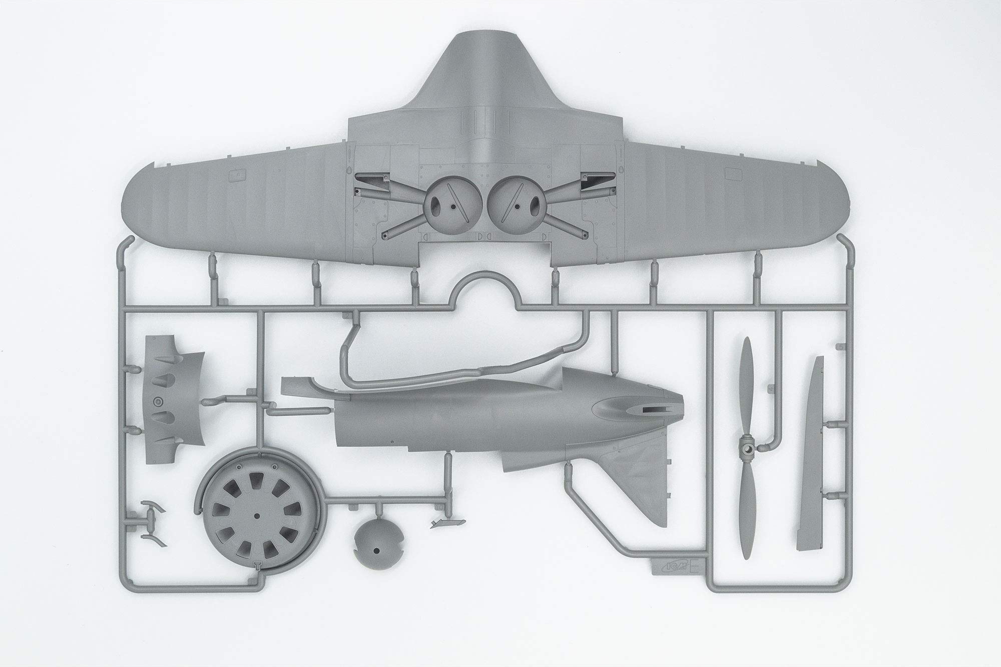 Amazon | ICM 32005 I-16 タイプ17 第二次世界大戦 ソビエト戦闘機 1