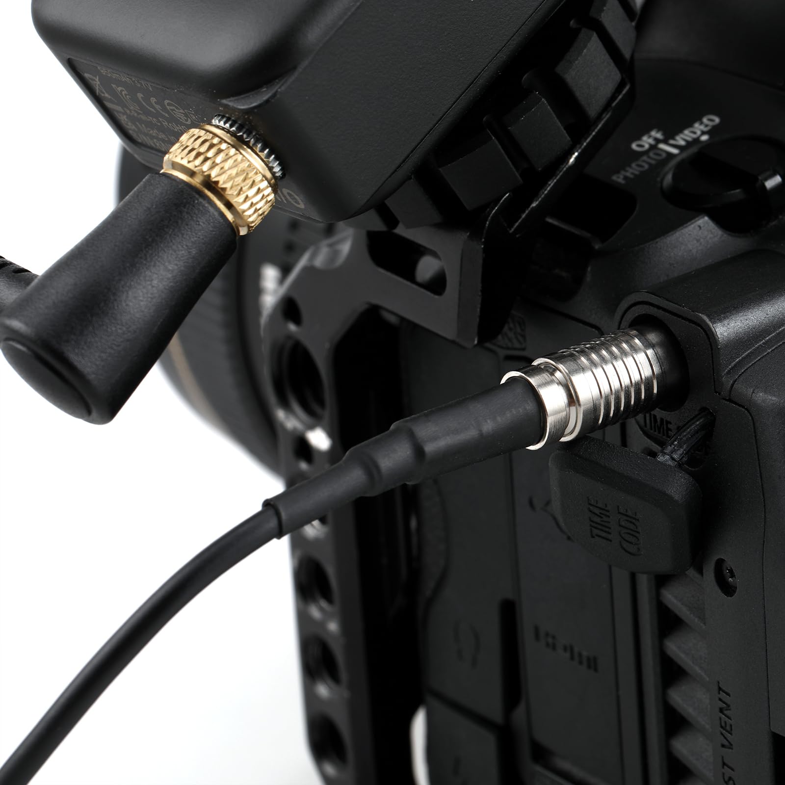 Amazon.com : Alvin's Cables Timecode Cable for Canon R5C DIN 1.0