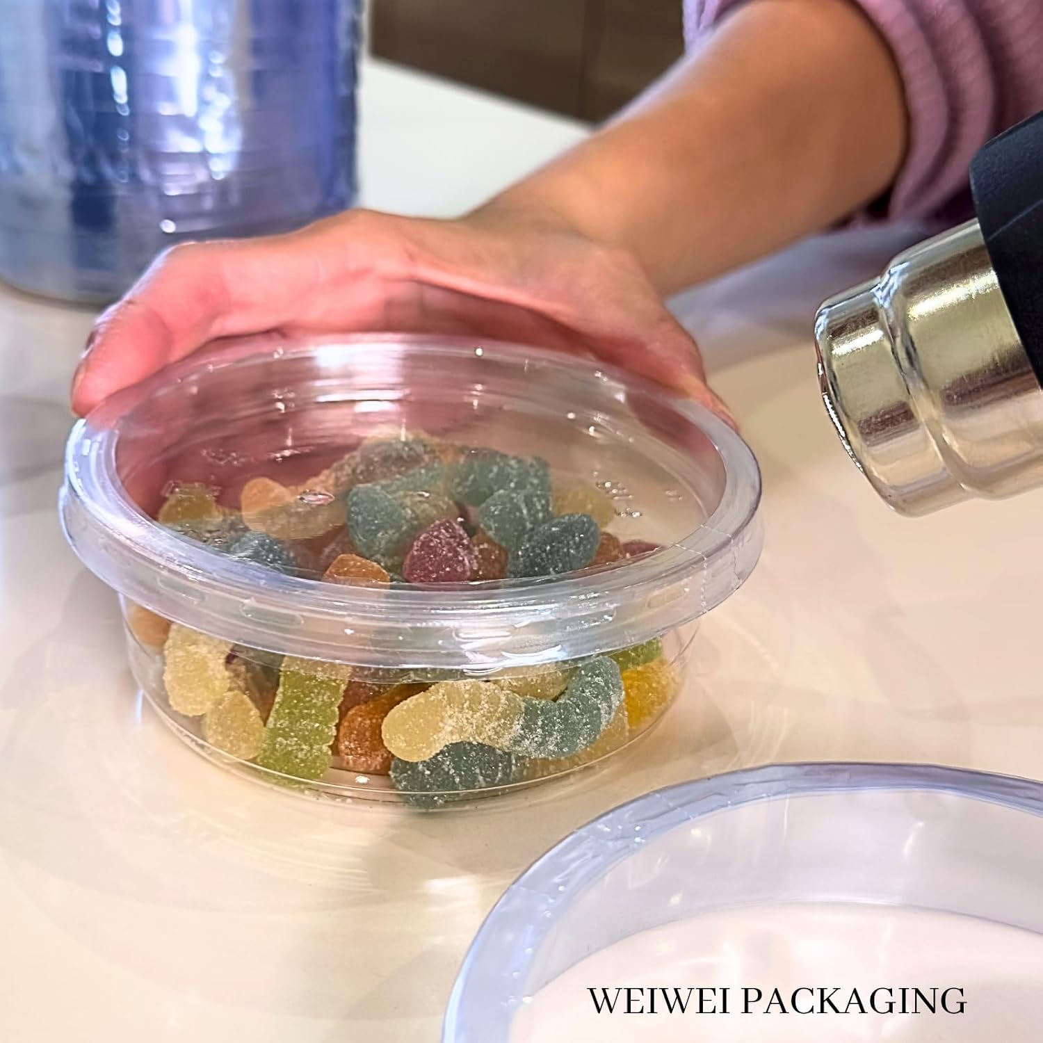 WEIWEI - 192mm x 25mm, Max Diameter 4.7 inches, Pack of 250 PCS Clear Preformed Perforated Shrink Bands -Fits Deli Containers size 8-32 Ounces/Round Plastic Soup/Styrofoam bows
