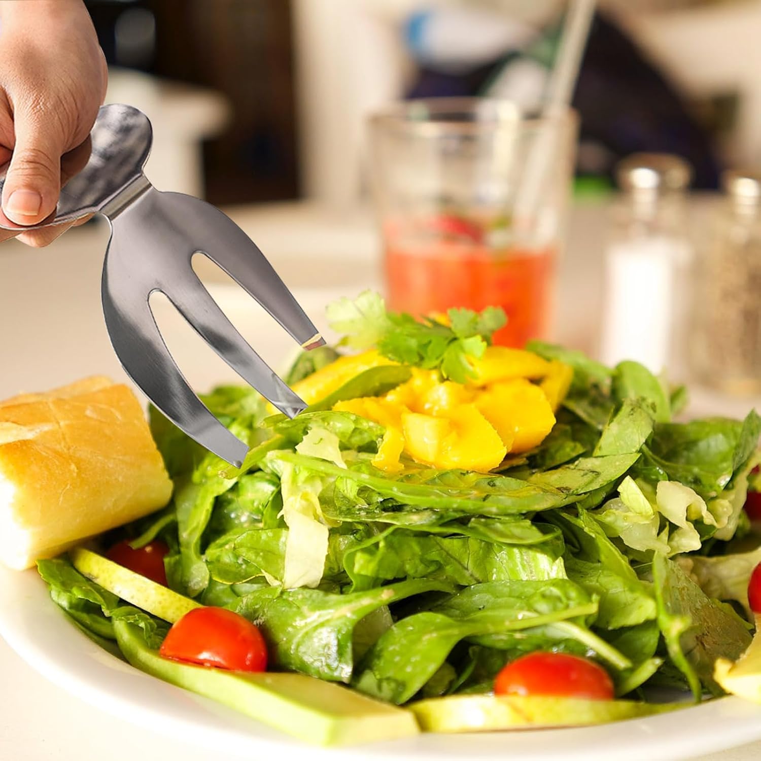 1Pc Stainless Steel Salad Claw Hands Fruit Vegetable Salad Server Kitchen Tool for Home Restaurant and Party Silver Salad Forks for Effortless Serving