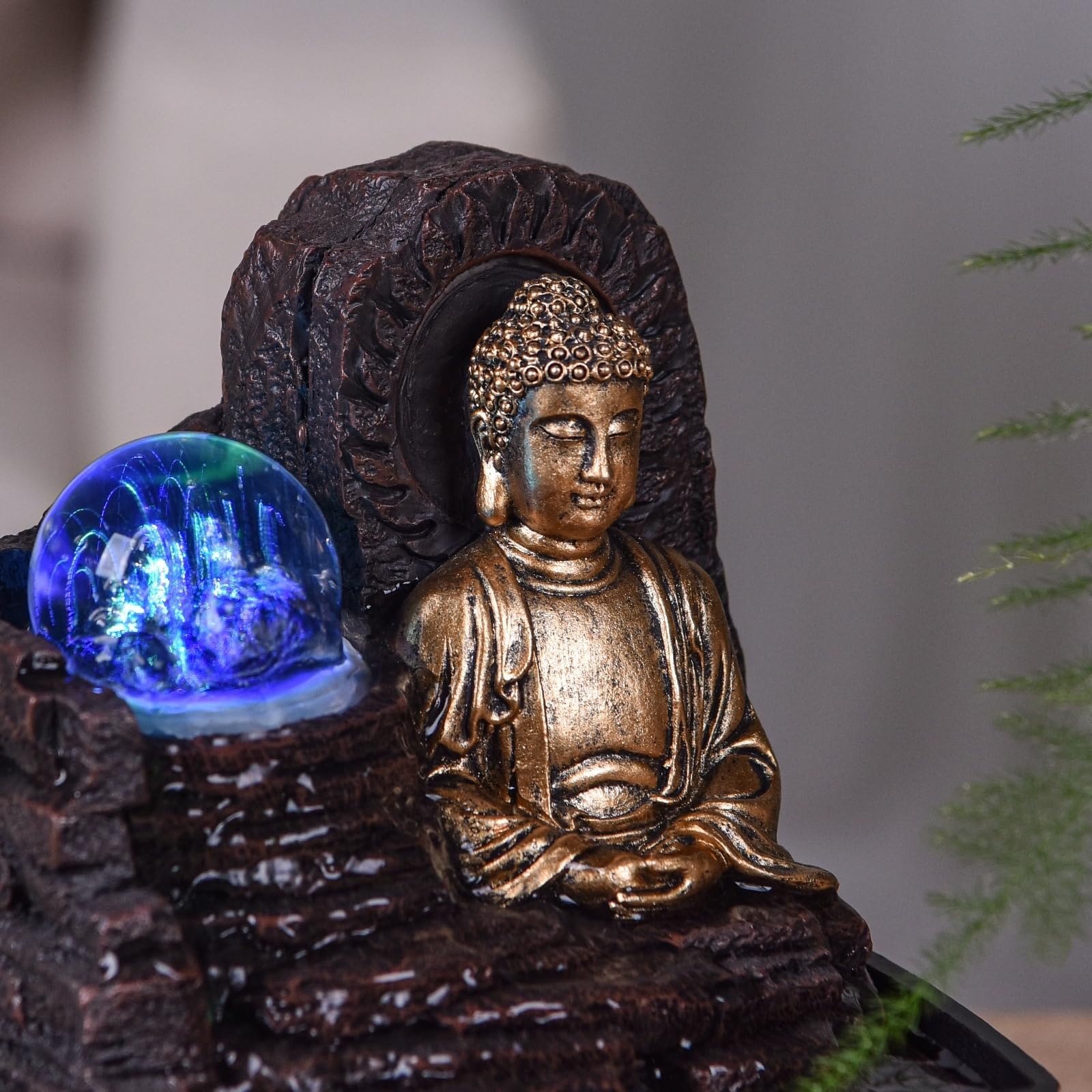 Fontanna Zen Budda Kolorowe światło LED - Dekoracja Zen Spirit - Obiekt szczęścia Feng Shui - Fontanna stołowa - Inteligentny i przydatny pomysł na prezent w niskiej cenie - wys. 18 cm - Theravada