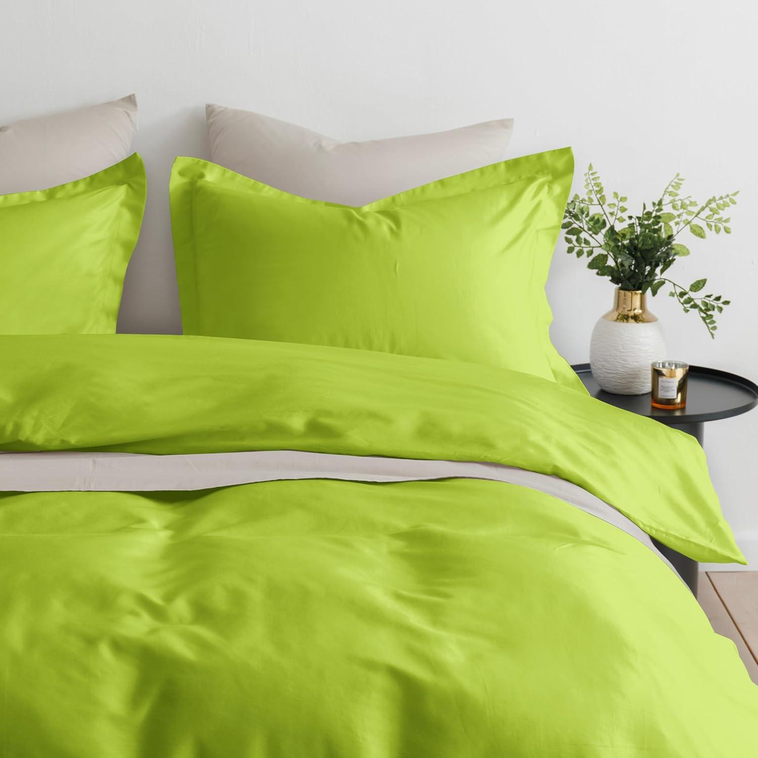 Elegant Comfort Luxury 3-Piece Duvet Cover Set - 1500 Premium Hotel Quality Microfiber Hotel Collection - Comforter Cover with Button Closure and Shams, Full/Queen, Lime