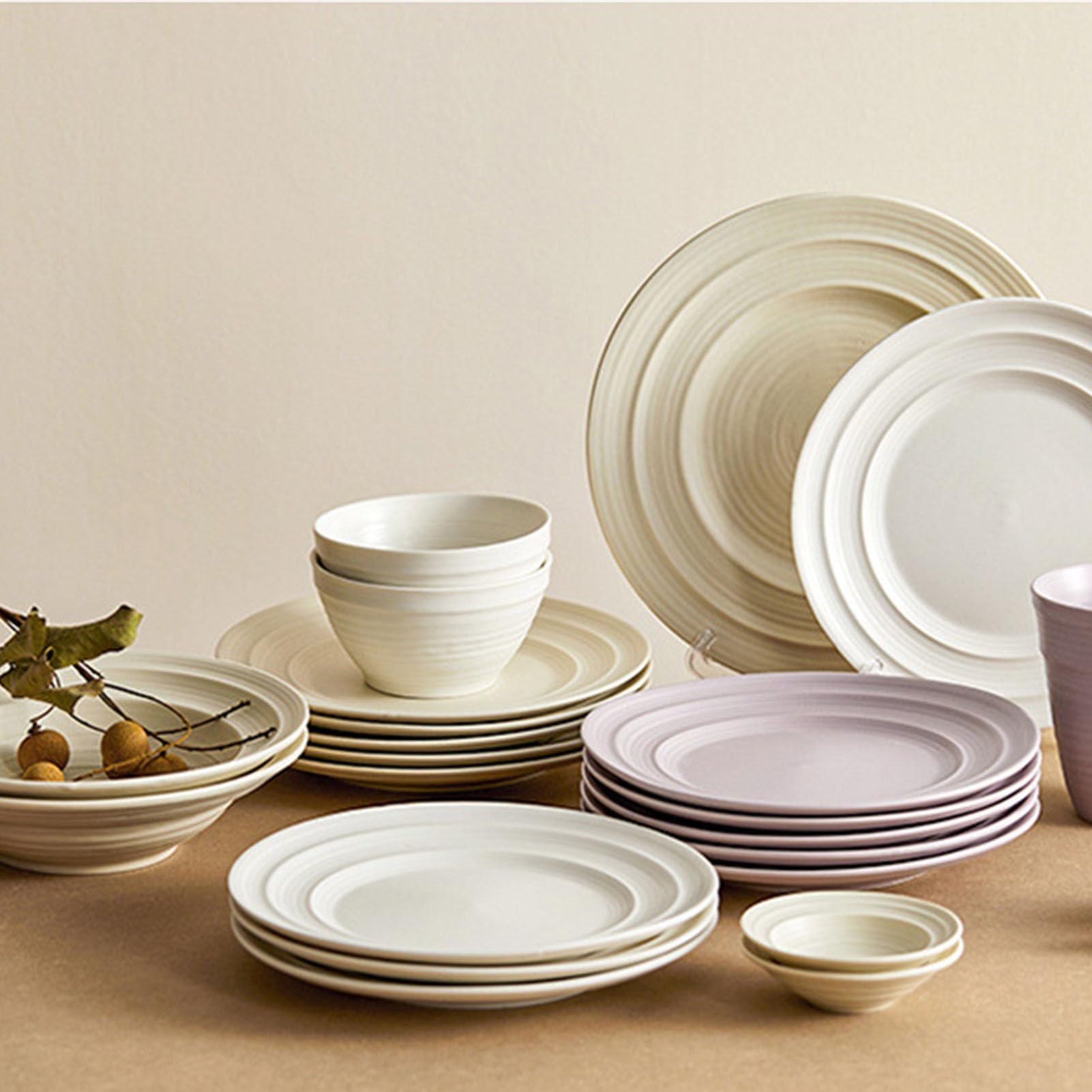 Service de Table en céramique (10 pièces) : Bols et Assiettes Beige Pastel et Lavande, Vaisselle élégante pour Les Repas Quotidiens