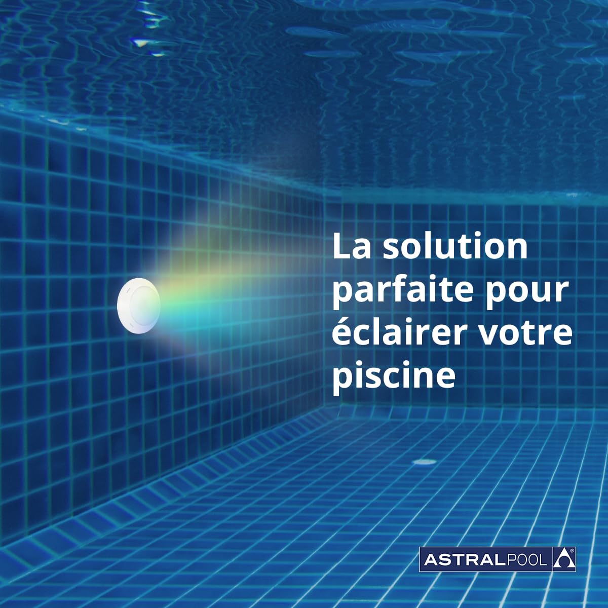 Projecteur de piscine LED RGB sans fil LumiPlus Rapid avec télécommande RC1100-27W (37VA) - 1 100 lm - Pour piscines en béton - Éclairage optimal et économe en énergie - AstralPool