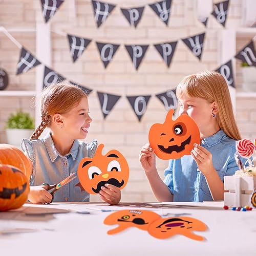 Miniatura 6 de Kit de 32 piezas de manualidades de calabaza de espuma de Halloween y calcomanías de espuma de calabaza, calcomanías autoadhesivas de Halloween para