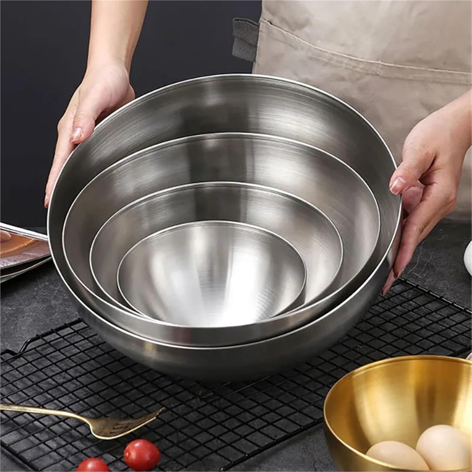 Stainless Steel Mixing Bowl 4 Pcs Stainless Steel Salad Bowl Multifunctional Cooking Basin Noodle Bowl Round Golden Silver Bowl(Silver 15cm)