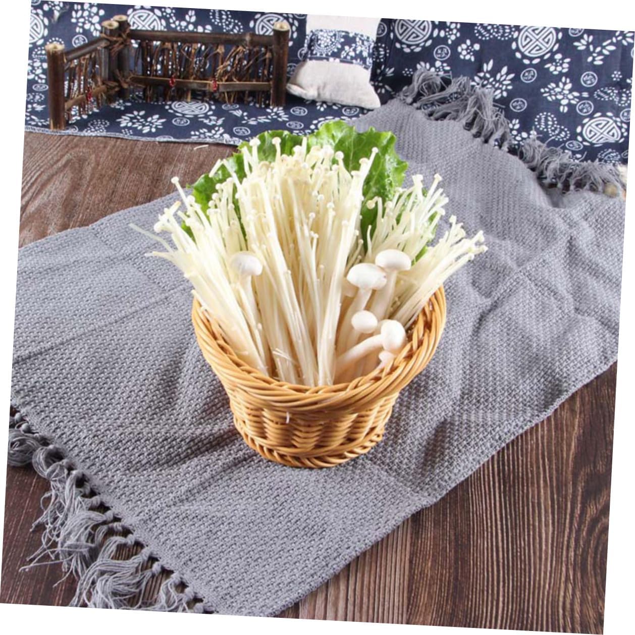 Rattan Woven Food Basket Handwoven Bread and Fruit Storage Tray Tabletop Serving Basket for Kitchen and Dining Use