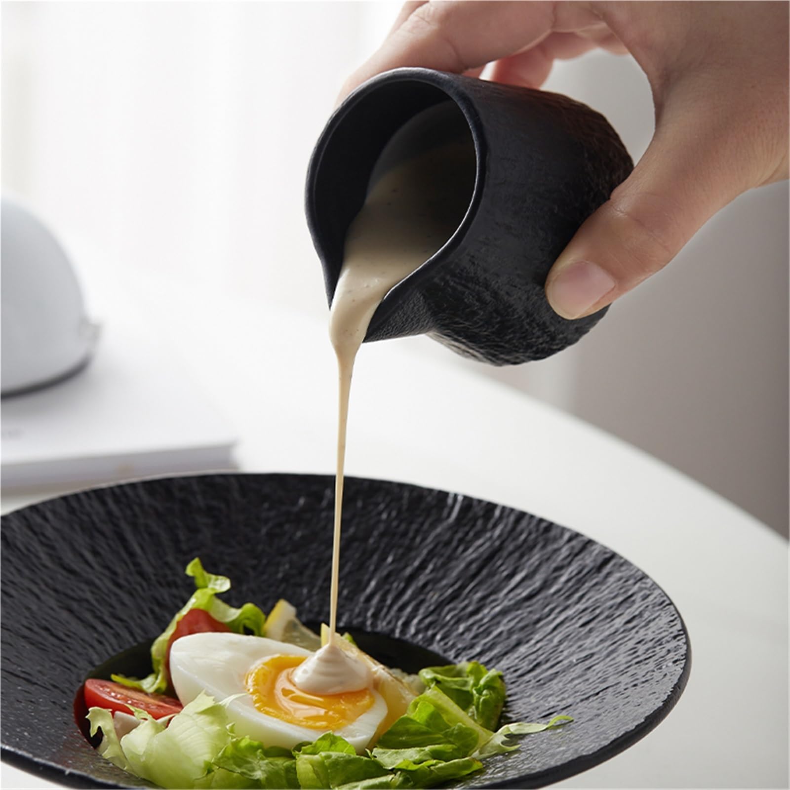 2 Stück Kaffee-Latte-Art-Tasse, Steak-Sauce-Tasse, Milchkännchen mit spitzer Öffnung, Zuckerdose, Milchkanne, Espressotassen aus Keramik für Barista(Black,130ml)