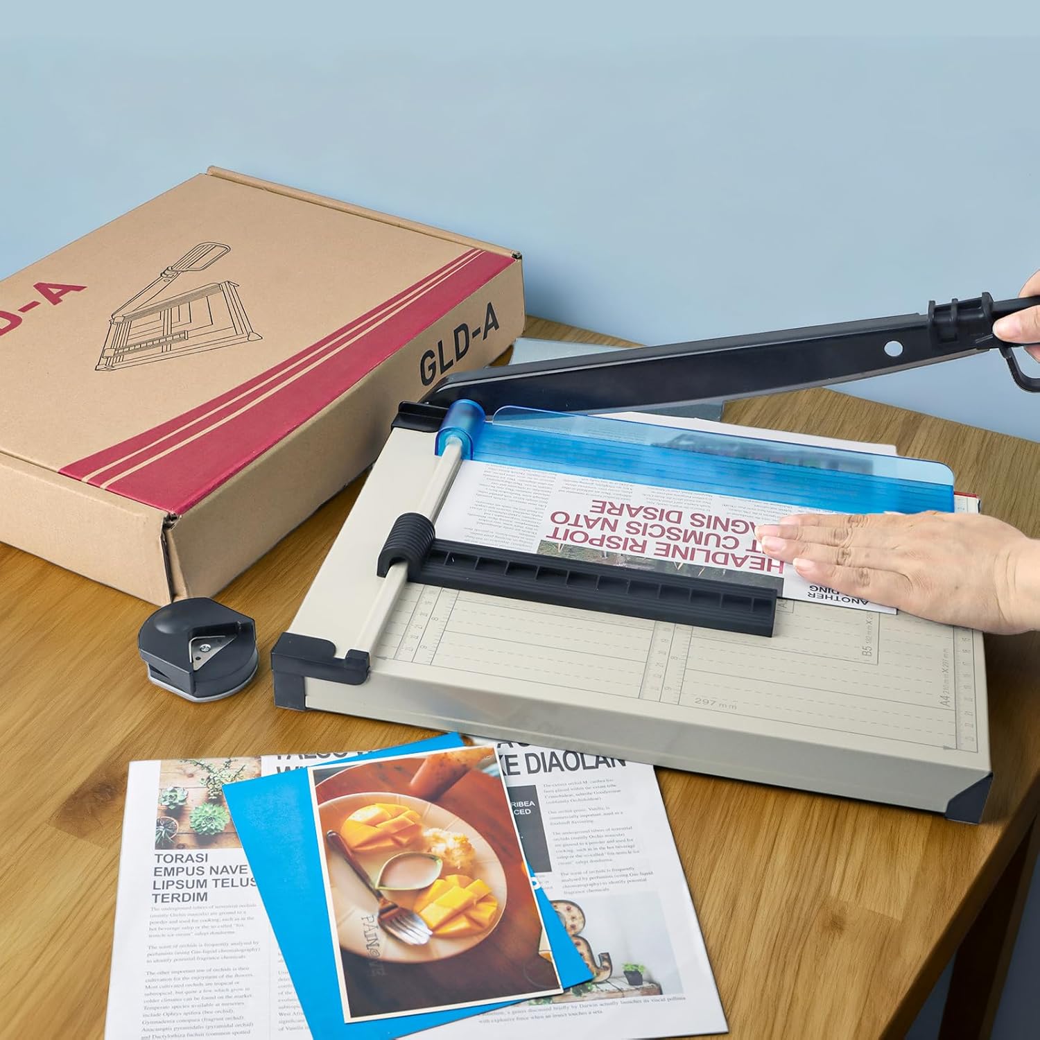 12" Guillotine Paper Cutter,Steel Blade Guillotine Paper Cutter with Corner Rounder ＆ Whetstone,Heavy Duty 15-Sheet Capacity Trimmer for Cardstock,Photos,Coupon,Label and Scrapbooking Craft