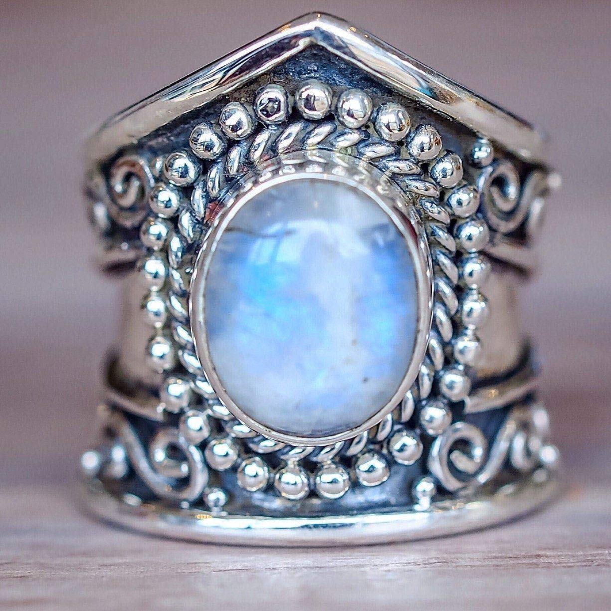 EASTCODE Sterling 925 Silver Hyperbole Style Close Ring Retro Moonlight Diamante Stone Thai Silver Black Agate Turquoise Jewelry Circle