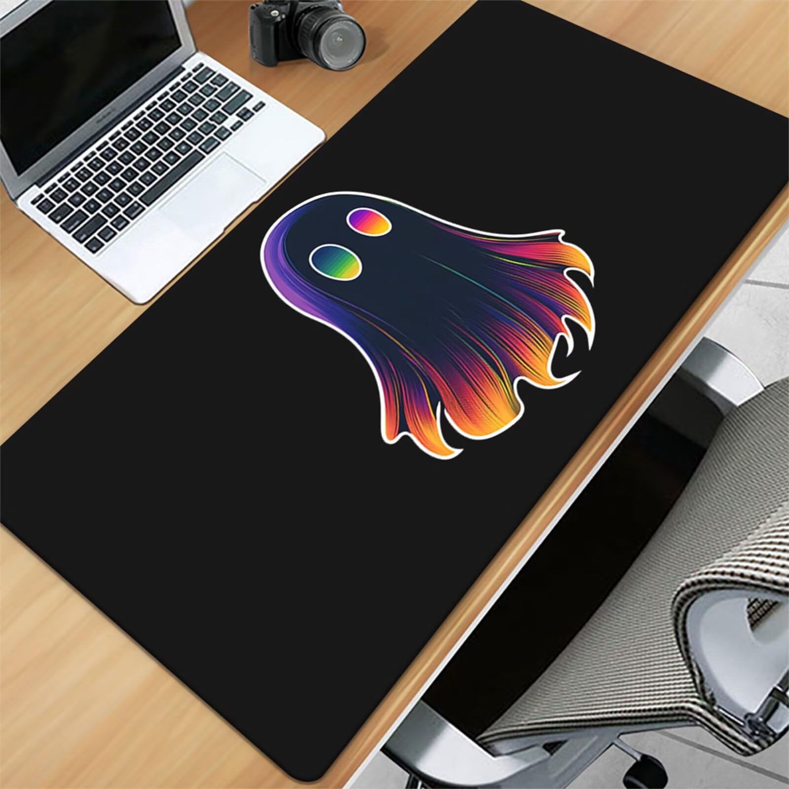 Tappetino per Mouse Gaming XXL 1200x600x2 mm, Mousepad Extra Large da Scrivania con Bordi Cuciti, Tappetino per Tastiera Antiscivolo, Superficie Ottimizzata per Sensori Ottici, Fantasmi Colorati