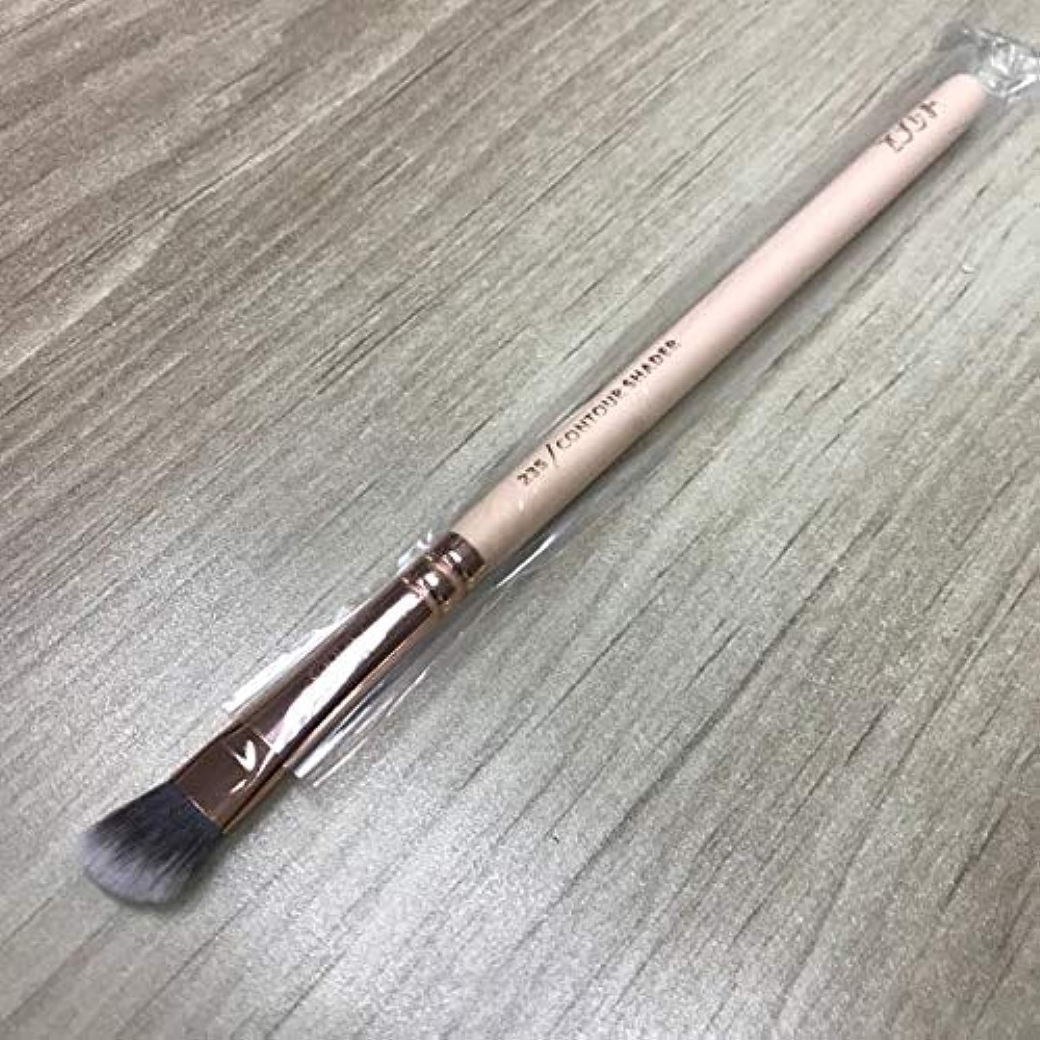 ZOEVA Contour Shader Brush 235