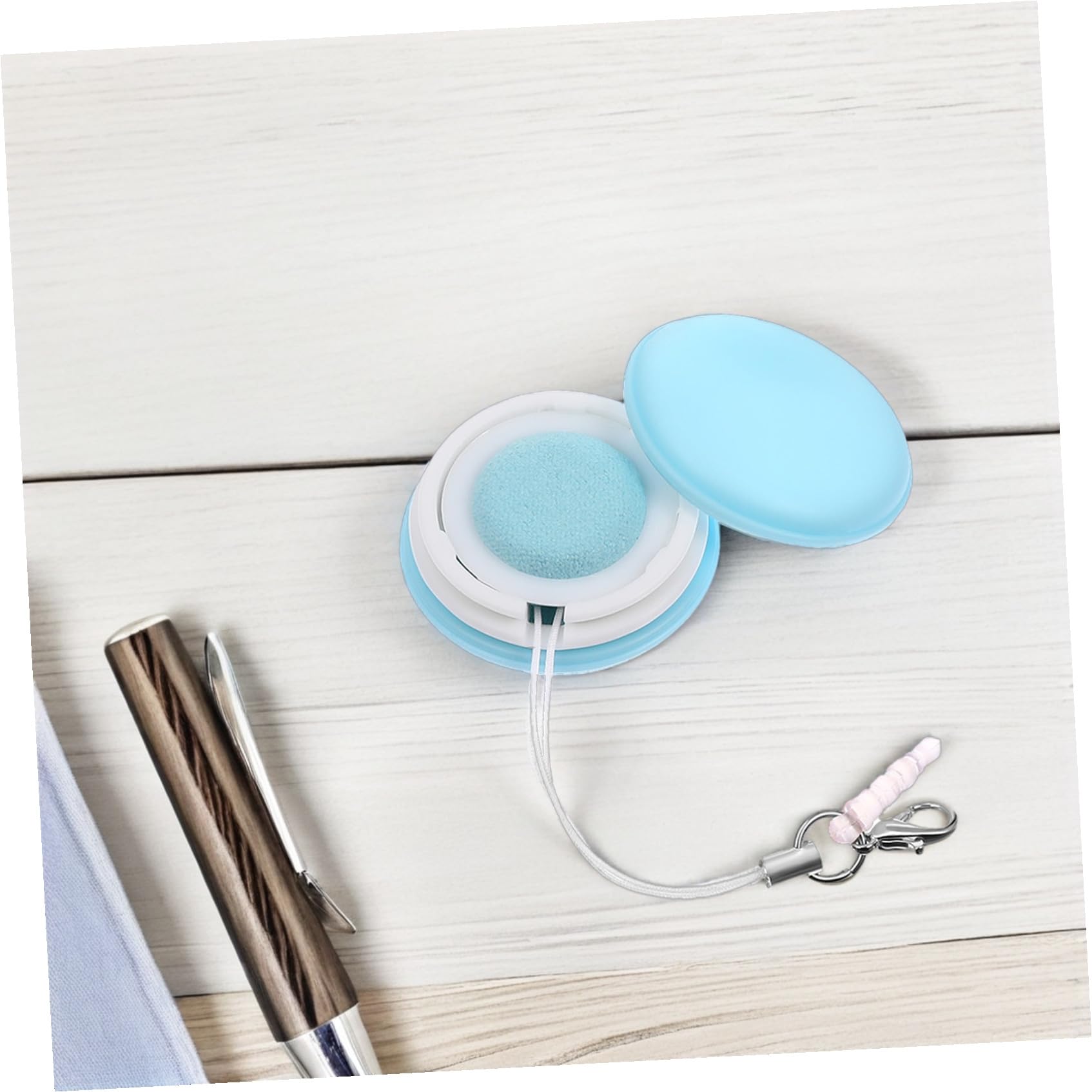 STOBOK 4 Piezas Limpiador De Pantalla De Doble Cara Paño De Limpieza De Lentes De Microfibra Bolsa Clave Colgante Regalo Toallitas para Monitores De TV Macarrón Accesorios Niño Tableta