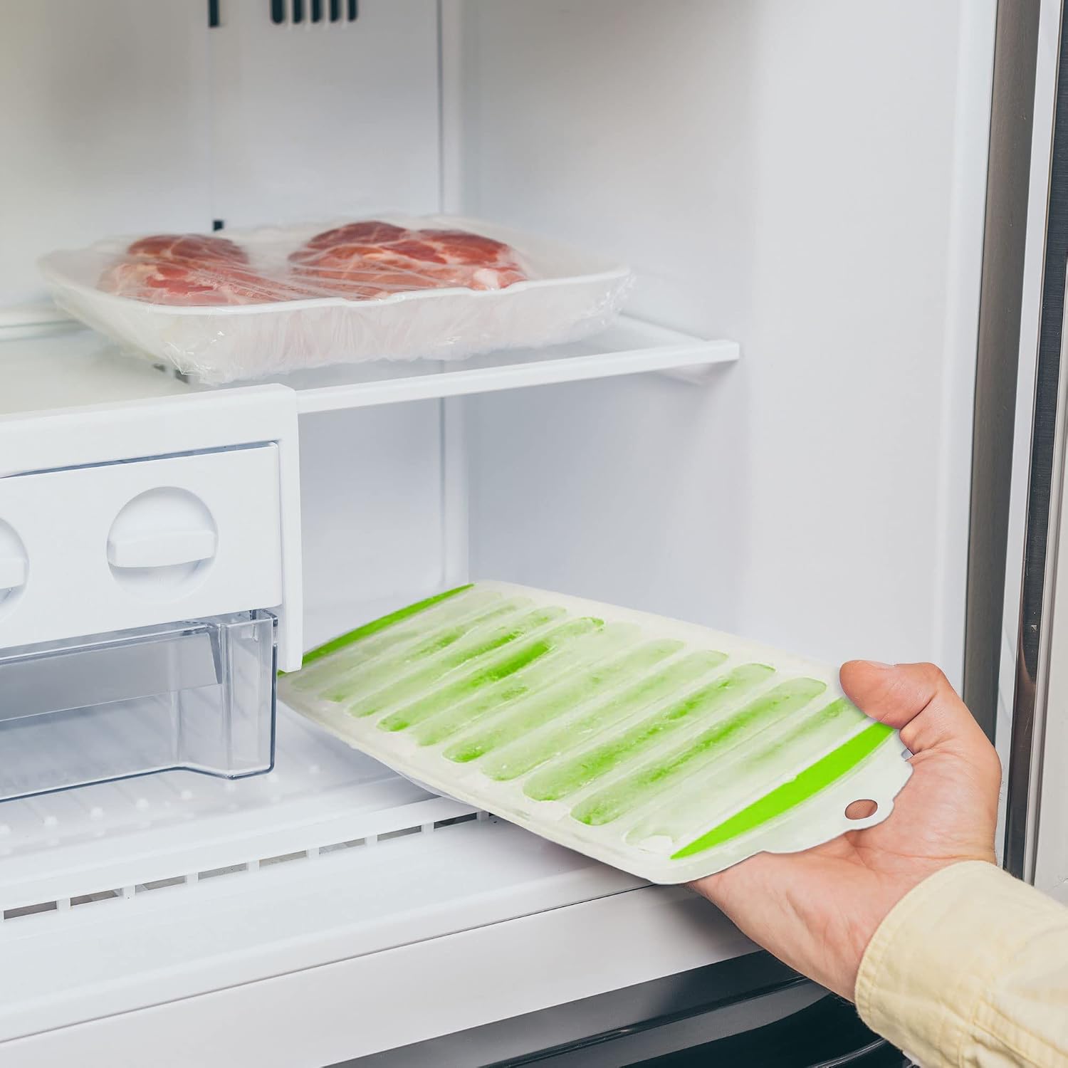 Meadow Lane Slim Ice Stick Tray for Water Bottles, Green