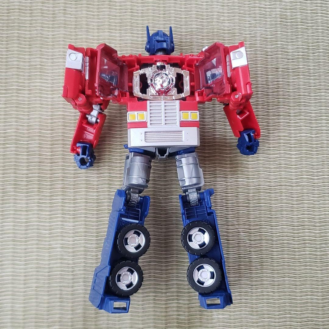 Amazon.co.jp: トランスフォーマー スターコンボイ : おもちゃ