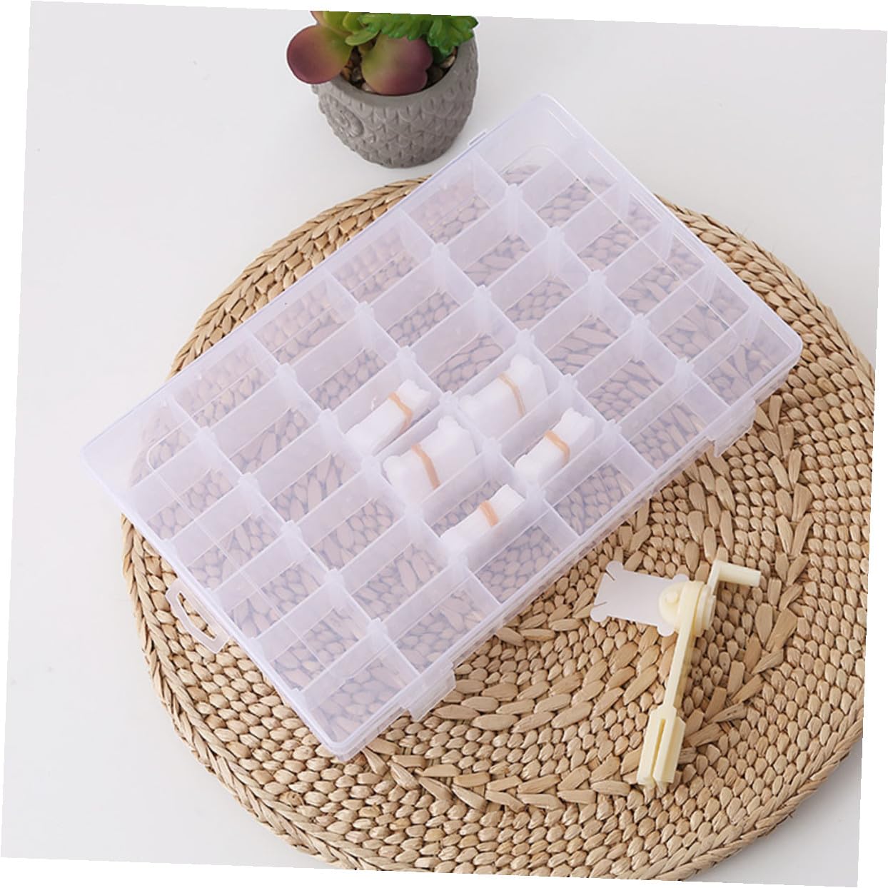 Caja Organizadora para Hilos de Bordar con Bobinas Pegatinas Resistente y Práctica para Almacenamiento y Organización de Hilo de Punto de Cruz para Manualidades y Costura