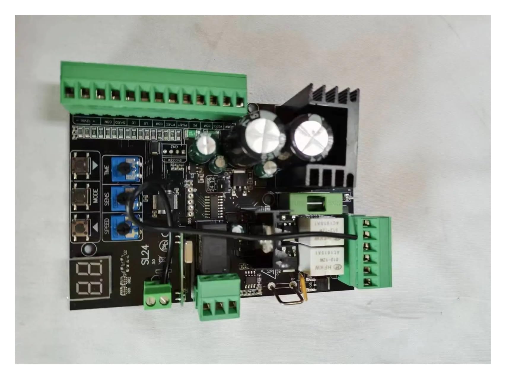 Placa de control universal Unidad de control for abridor de portón corredizo 24 V CC Tiene puerto for fotocélulas Interruptor de límite de entrada Fuerte sensibilidad(Kit 2)