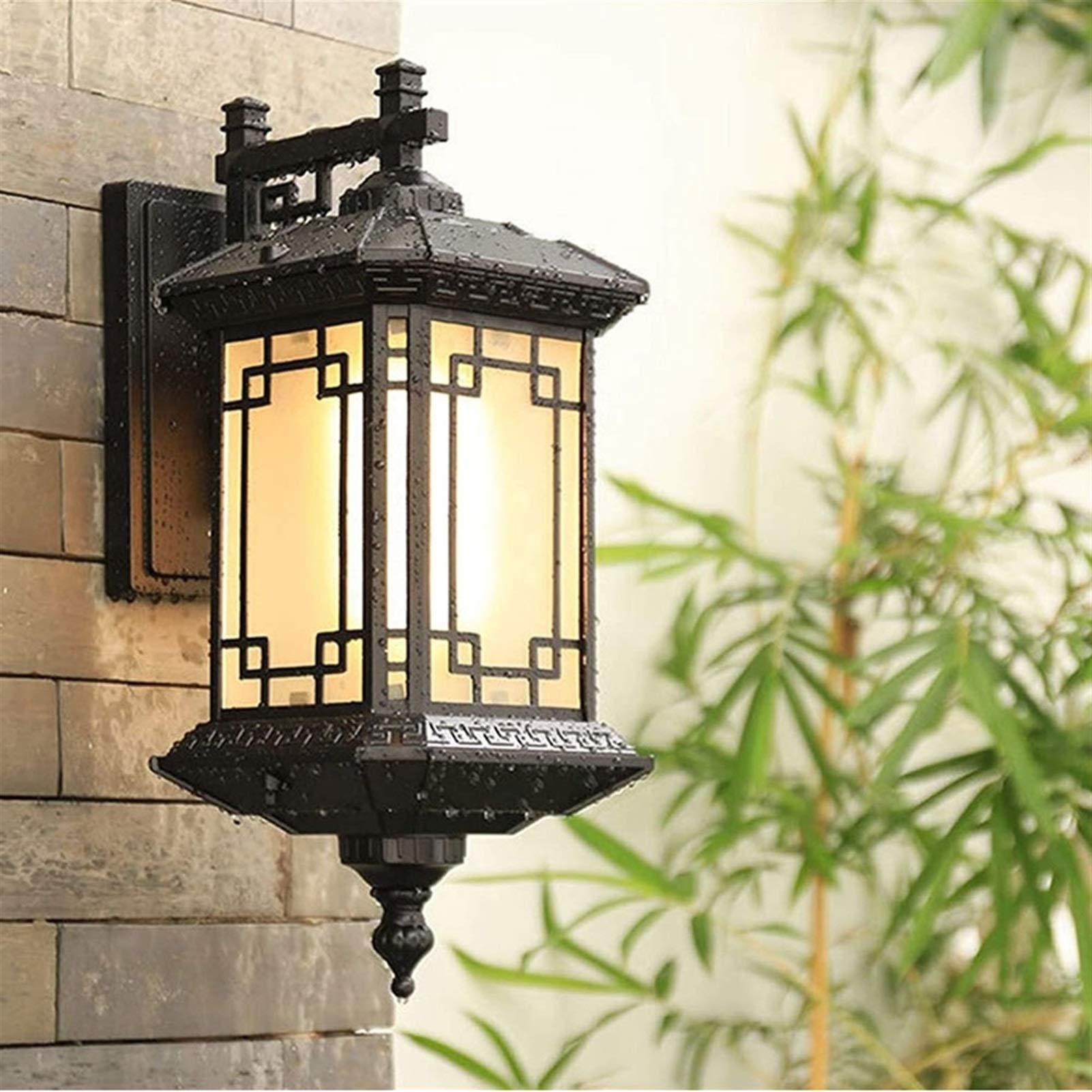Retro Black Metal Wall Scone IP65 Wodoodporne szkło matowe Zewnętrzne gniazdo E27 Socket for Garden Courtyard Balcony Indoor Staircase Ambient Illuminacja