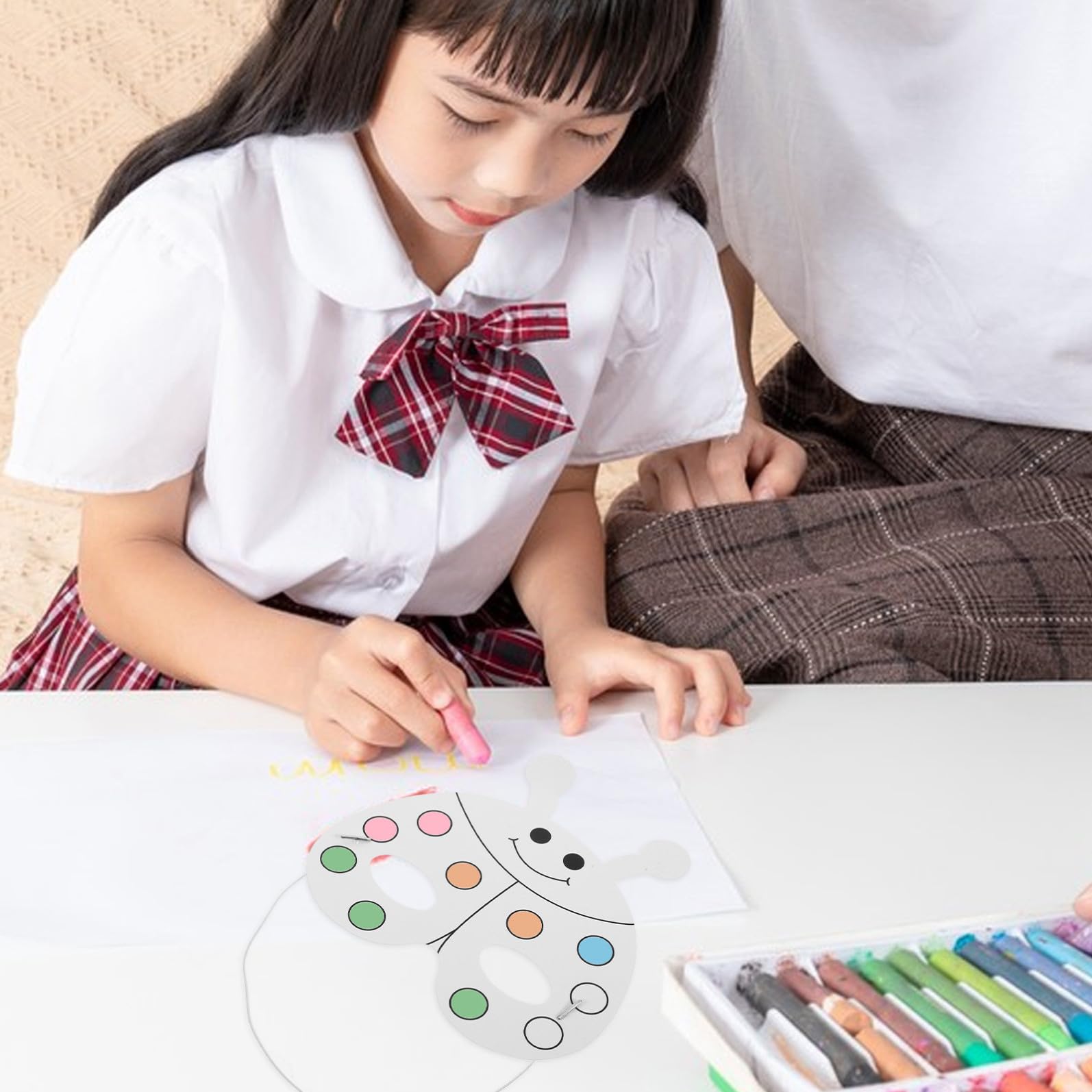 VICASKY Maschera di Maiale Bianca per Bambini Set Fai da Te con Carta e Plastico, Maschere Animali per Ragazzi per Attività Creative e Spettacoli Teatrali Stile Casuale