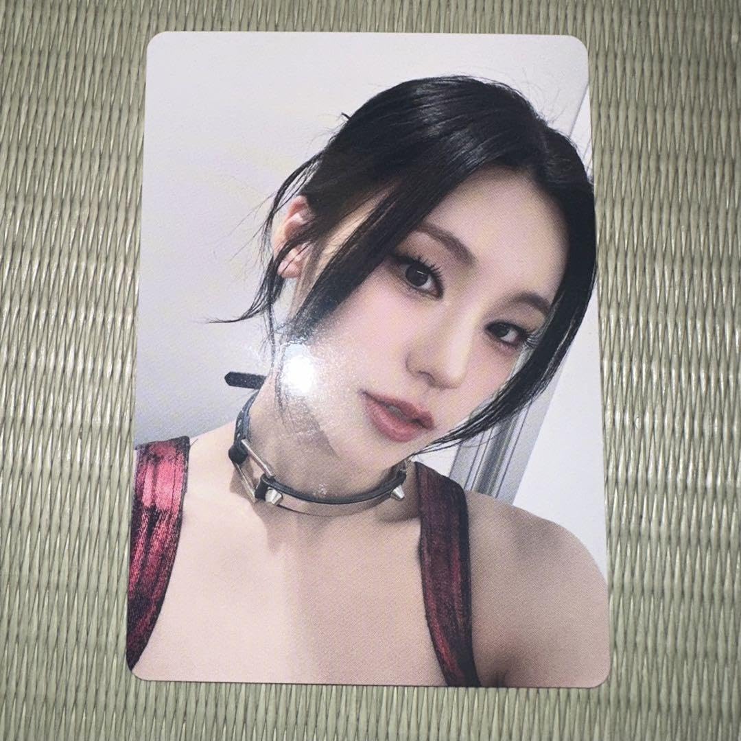 Amazon.co.jp: ITZY トレカ Algorhythm オフイベ 会場限定 イェジ 1 ①