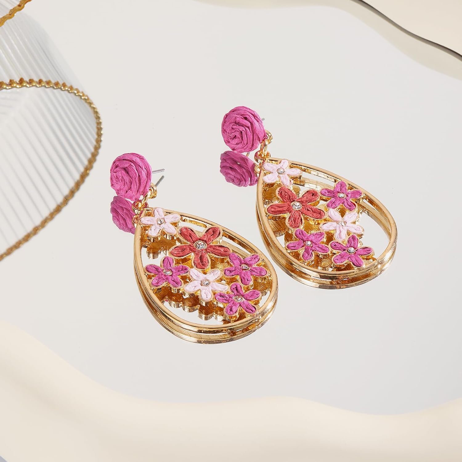 Coiris Raffia Flower Earrings for Women Boho Floral Teardrop Hollow Dangle Earrings Cute Trendy Summer Tropical Drop Earrings Beach Jewelry for Women - Image 5