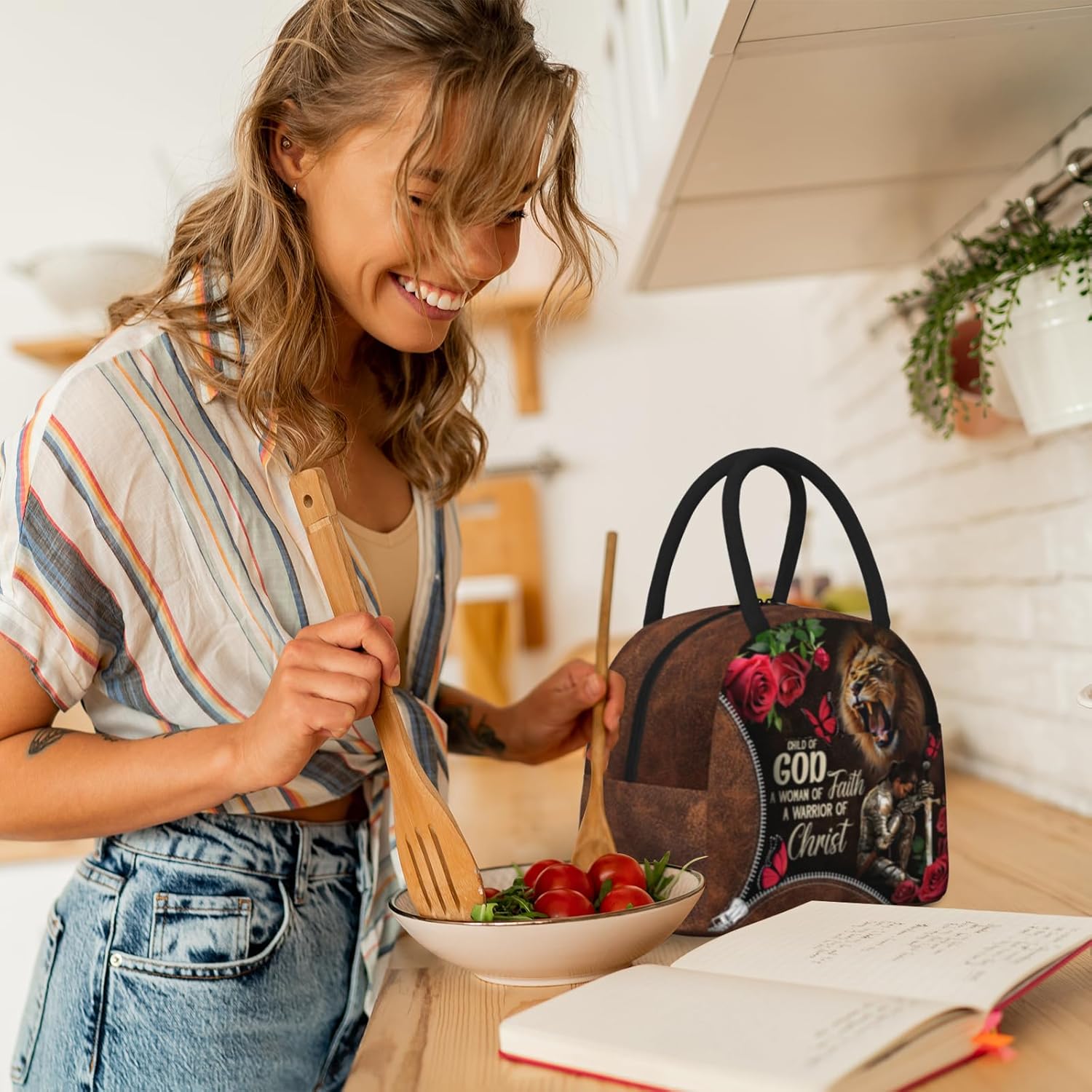 Christian Bible Verses Lunch Box for Women Christian Woman Warrior Lunchbox Inspirational Scripture Insulated Religious Reusable Lunch Tote Bag for Church Office Work Travel - Image 6