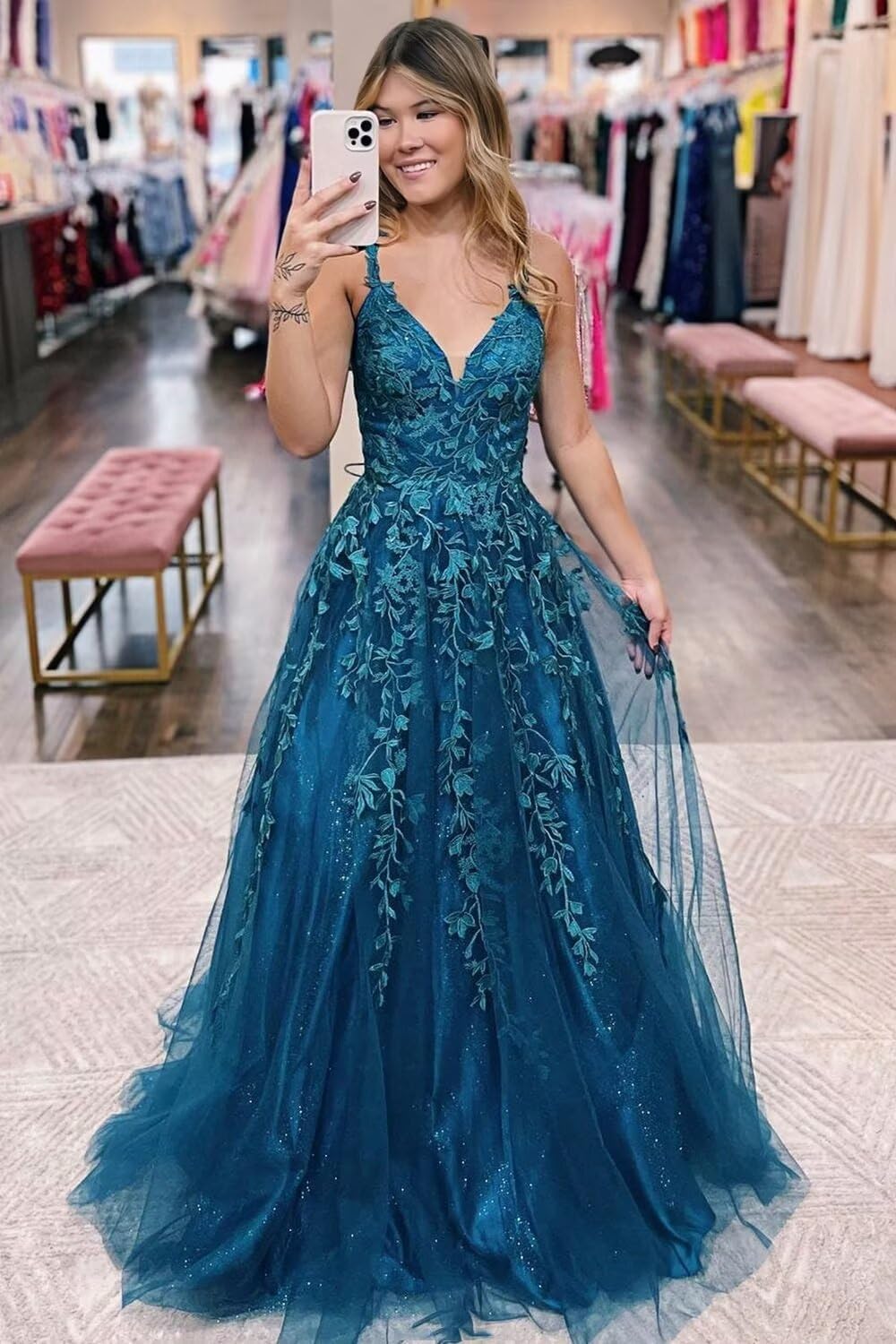 V Neck Glitter Tulle Prom Dresses 2025 Long Sparkly Lace Appliques A Line Formal Evening Party Dress