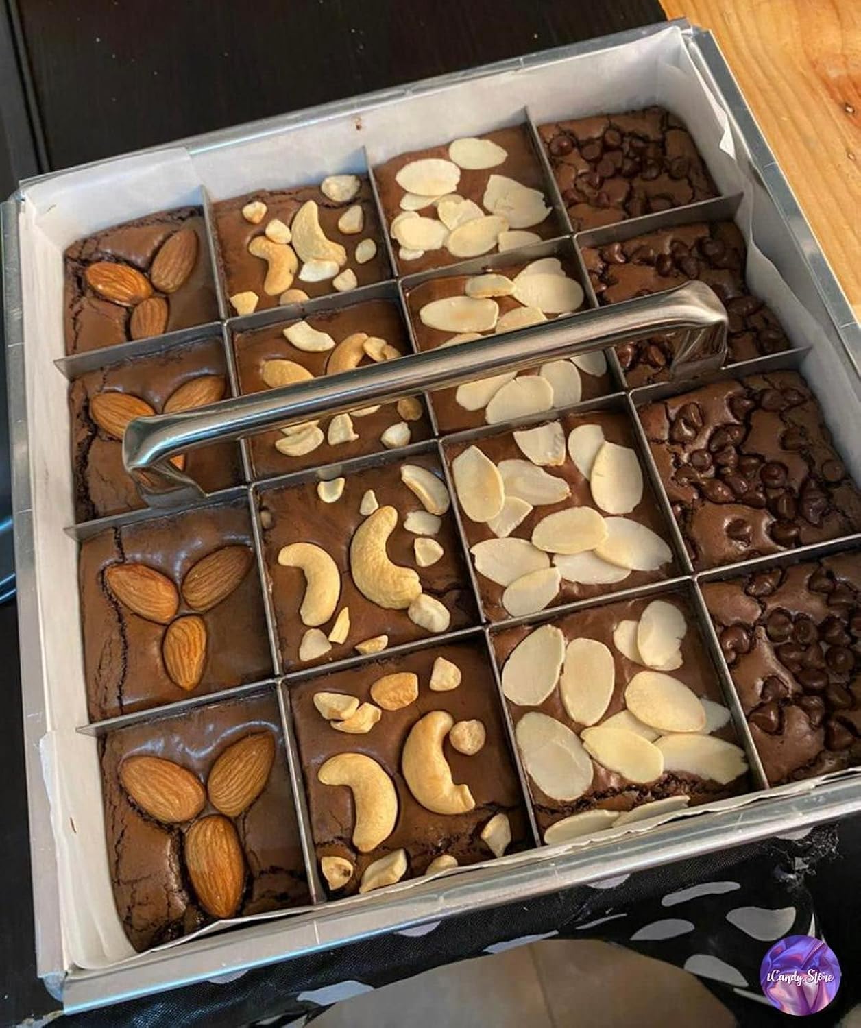 Brownie Cutter Stainless 100% Heavy duty Baking Pan with Slicer size 9x9 9,12,16,25 Pieces Ensures Perfect Crispy Edges baking pan Bakeware for Oven Baking Bakeware Cake portion cutter (9x9 16 Pcs.)