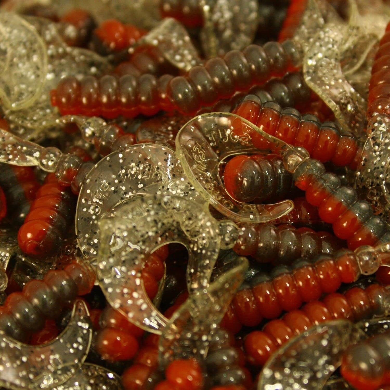 Model: 2" Bleeding Shad Hot Grubs Twister Tails Crappie Walleye Bass Fishing Lures