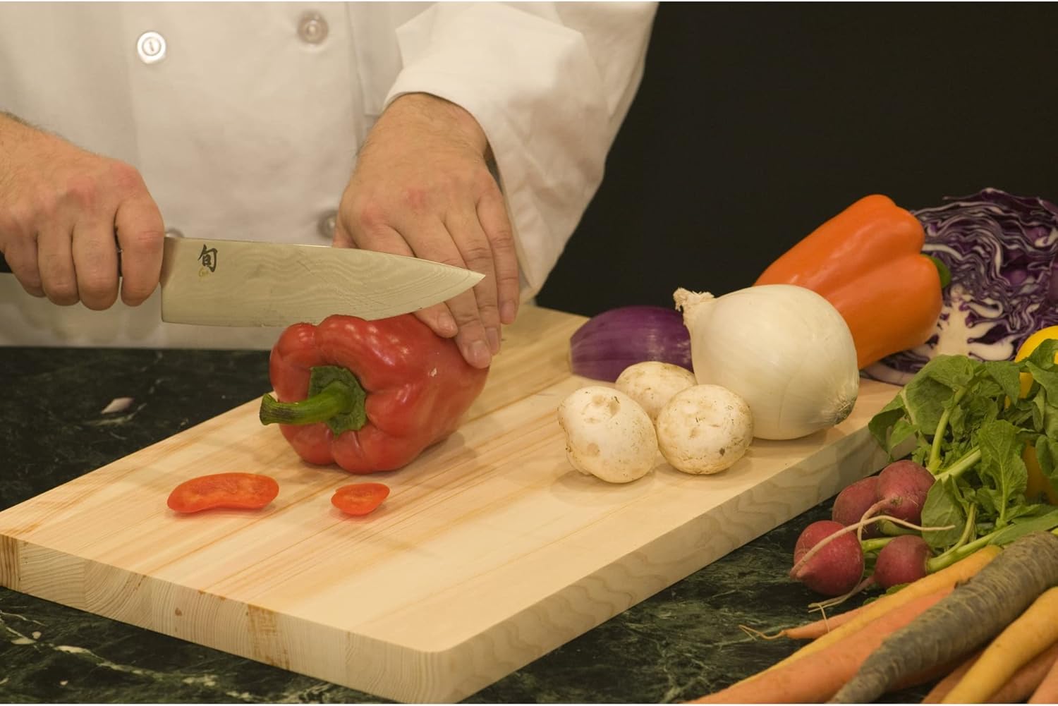 Shun Classic 8" Chef's Knife