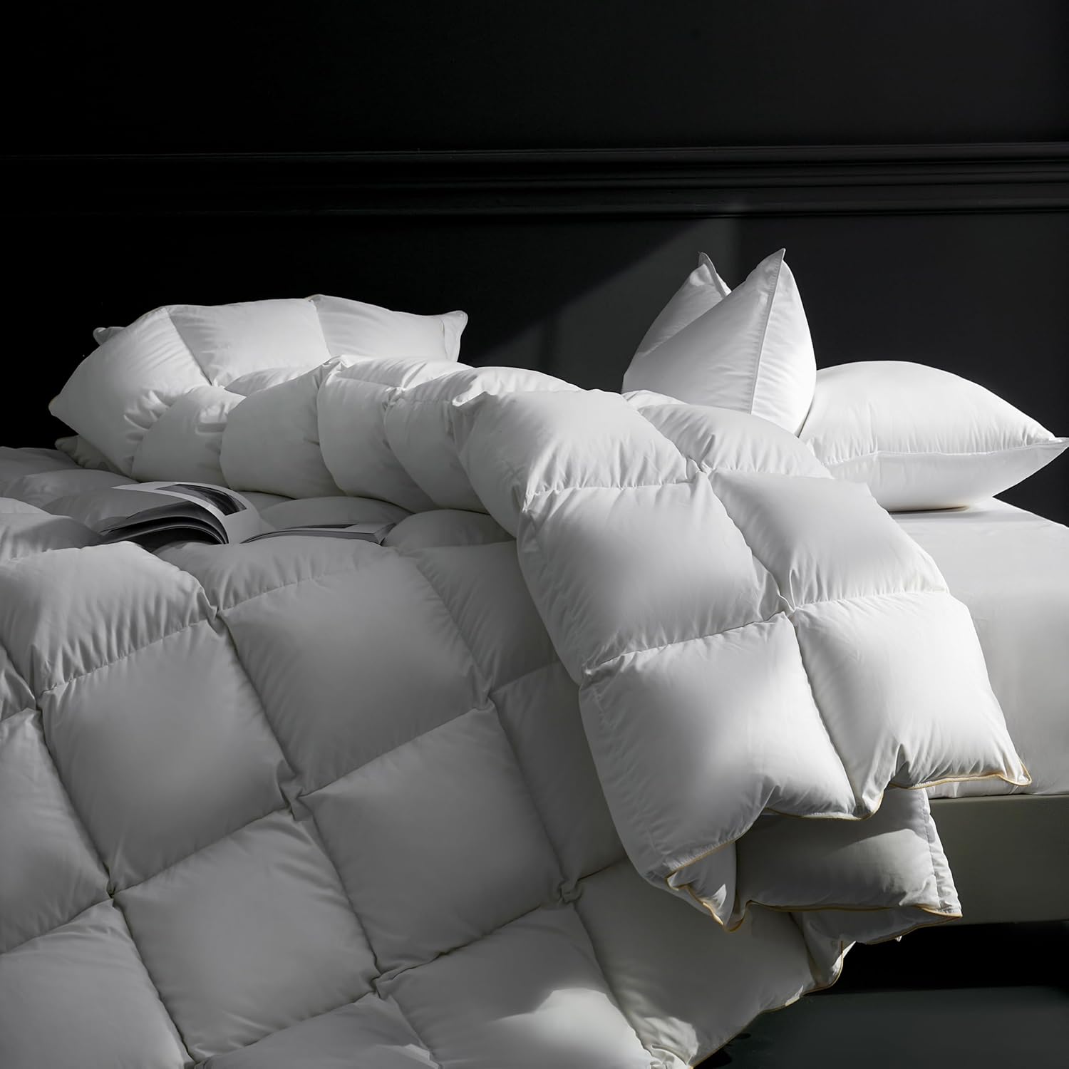 KAKABELL Luxury Goose Down Feather Fiber Comforter King Size All-Season Duvet Insert Ultra-Soft & Breathable Down Comforter 1200TC Poly-Cotton Noiseless Medium Warmth White 90x106Inches