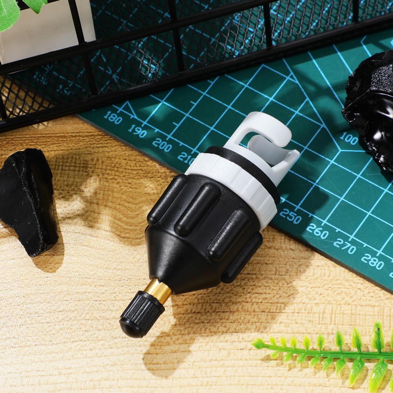 Inflatable Boat Sup Pump Adapter, Standard Air Valve Adapter, Conventional Air Pump for Inflatable Boats, Multi, 3. 4 X 3. 4 X 7. 8 Cm