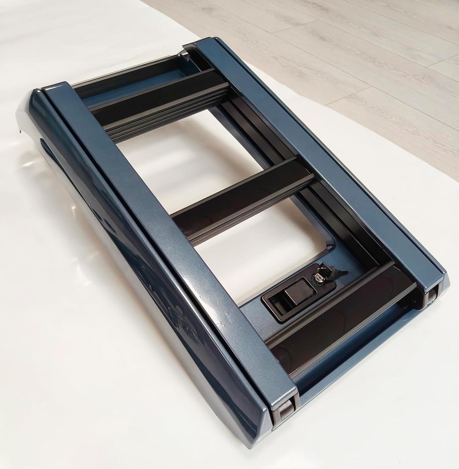 Tasman Blue Side Access Ladder Roof Step fit for 2020-2026 Land Rover Defender 110 90 130