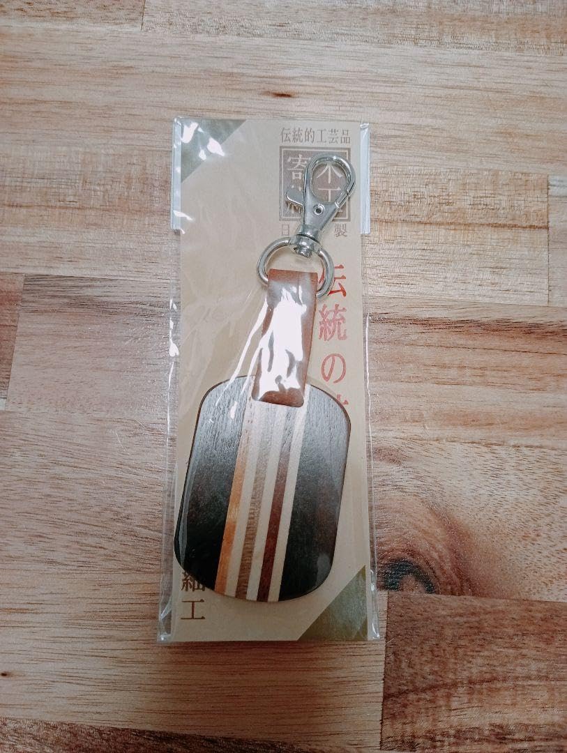 HELLO KITTY 木製そろばんストラップ ONE PIECE×Hello Kitty