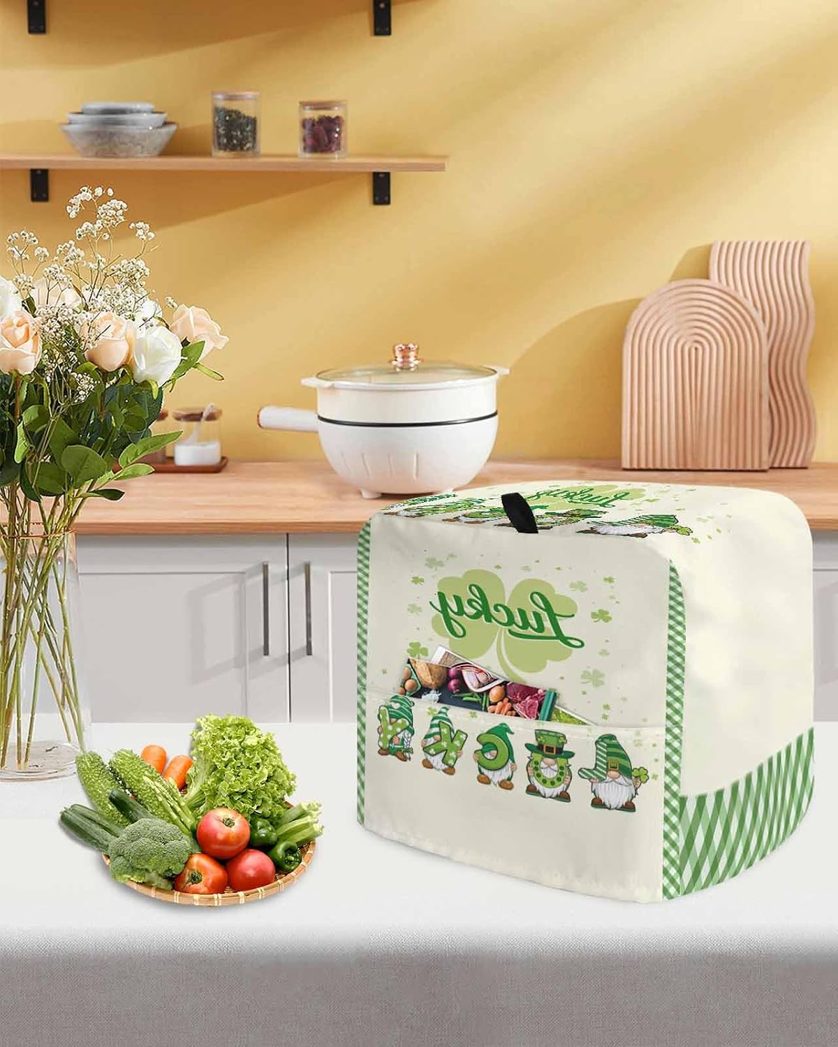 St. Patrick's Day Stand Mixer Cover with Storage Pocket, Waterproof Kitchen Mixer Covers, Green Lucky Gnomes Shamrock Plaid Beige Kitchen Appliance Dust Cover Compatible with 5-8 Quart Mixers