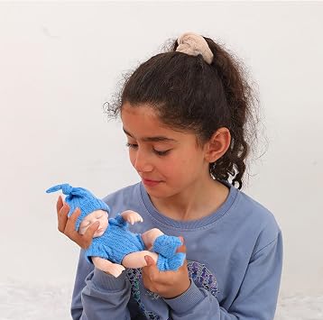 Realistic Newborn Baby Dolls, Mini Baby Dolls 7 Cute Mini Closed Eyes Realistic Newborn Soft Auntic Silicone with Clothes Toy for Kids, Style2