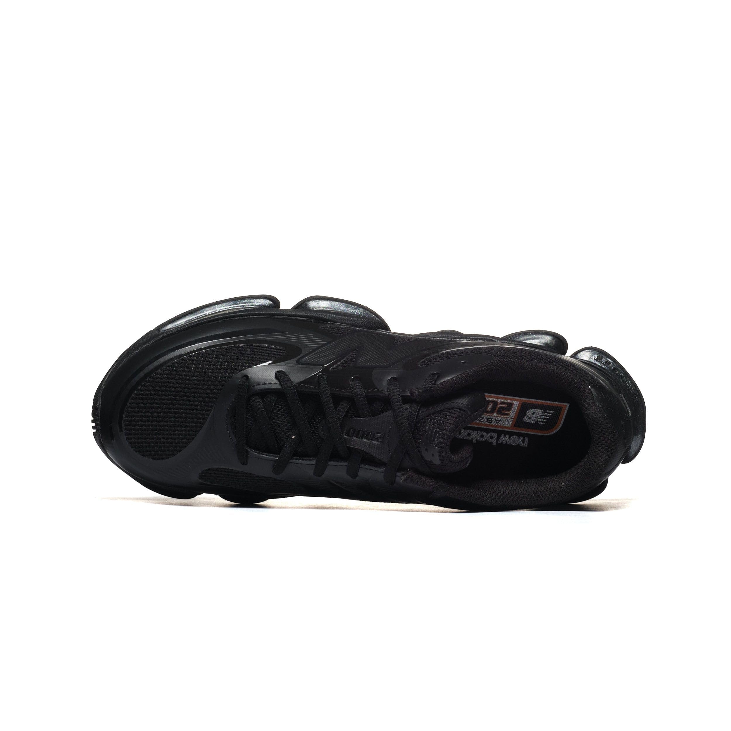 New Balance ABZORB 2000 - Tenis de correr para hombre (negro)