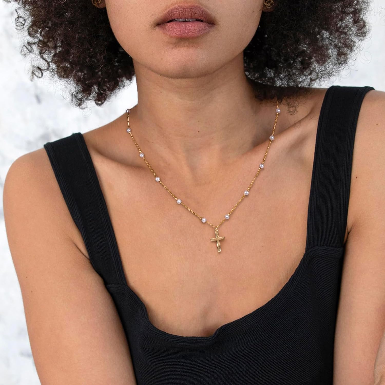 Cute Necklace for Women 18K Gold Plated Dainty Pearl Chain Choker Necklaces Trendy Jewelry Gift