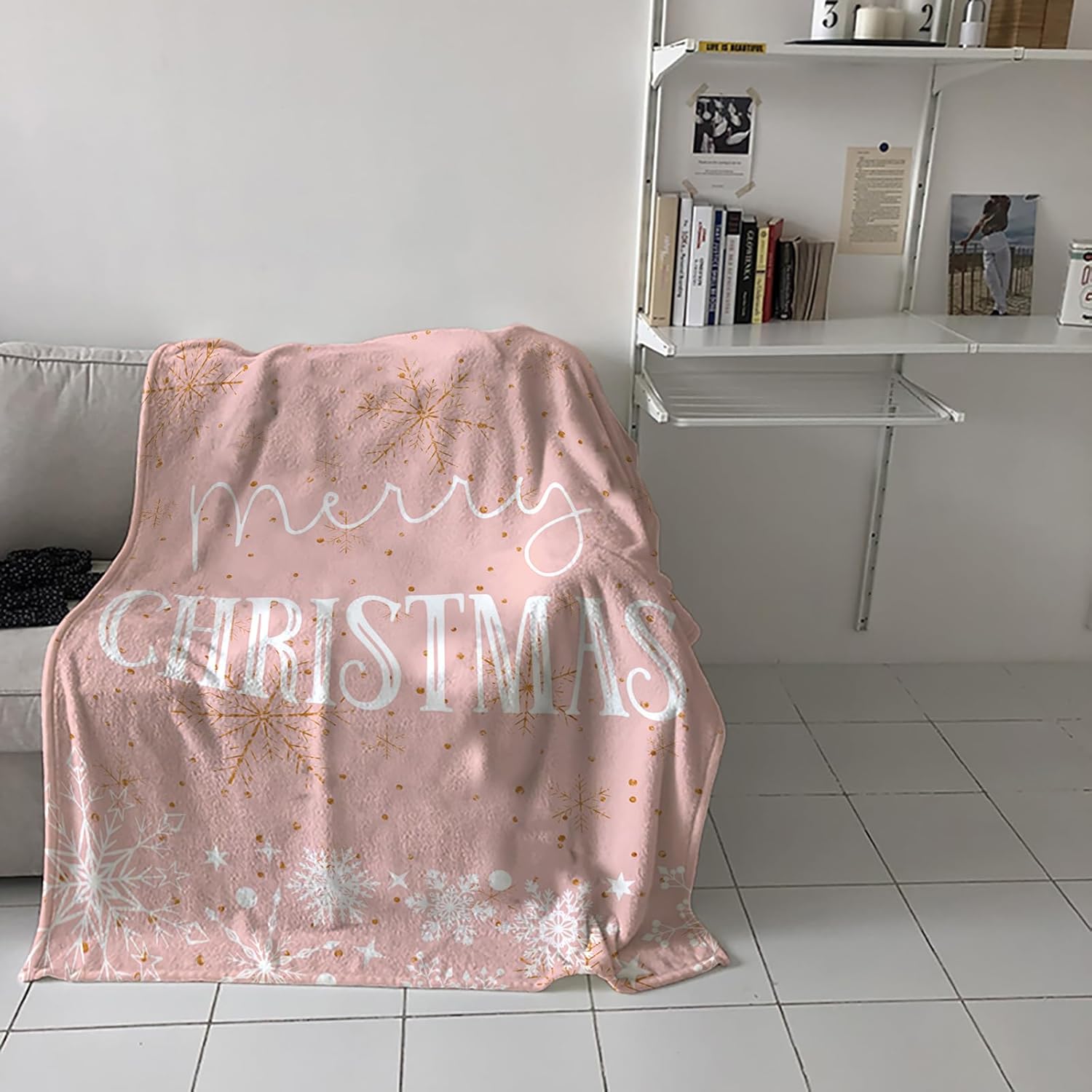 Fuzzy Fleece Throw Blanket, Lightweight Merry Christmas Snowflake Pink Simple Super Soft Flannel Bed Blankets, Reversible Plush Sherpa Blankets for Couch, Bed, Sofa for Christmas Decor 49"x59"